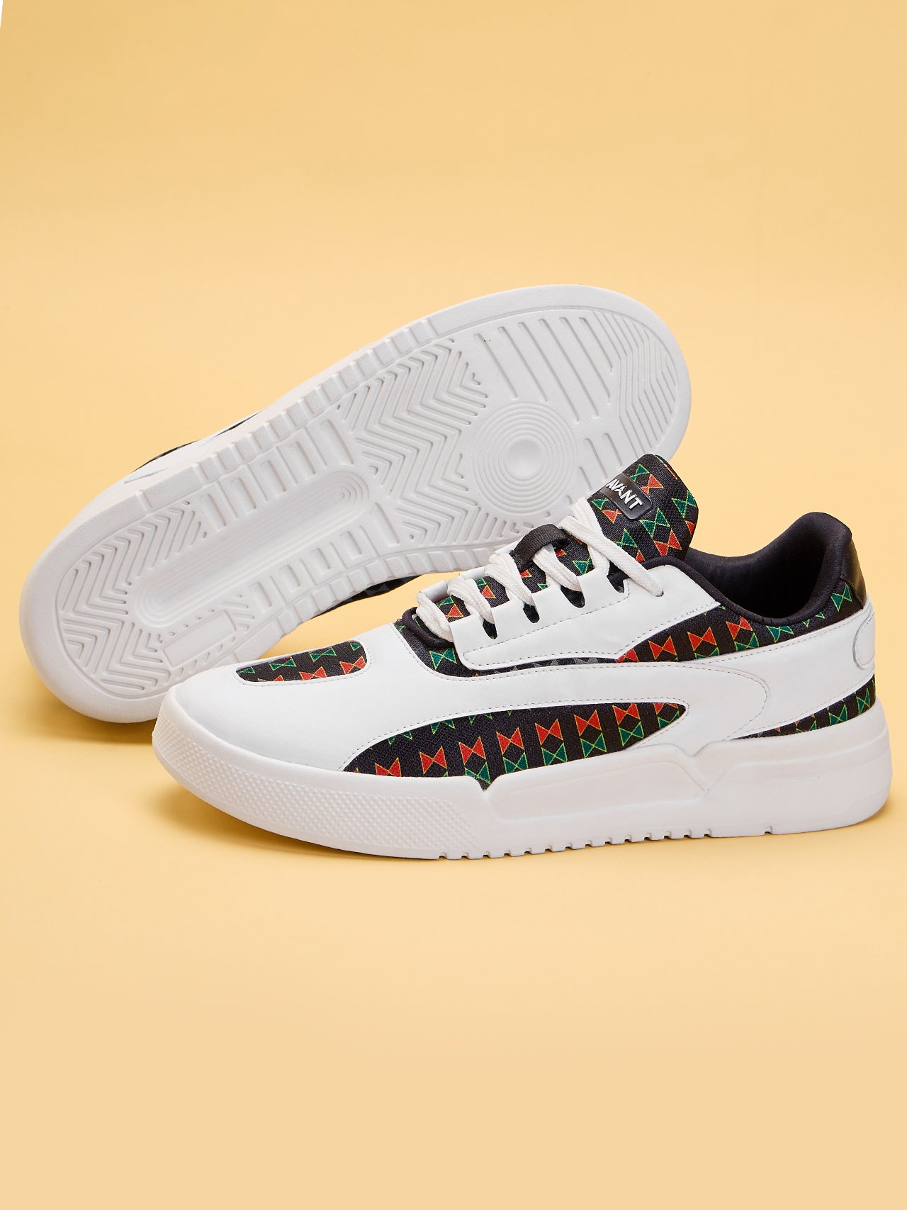 Avant Men's Maximus Sneaker Shoes - White/Black