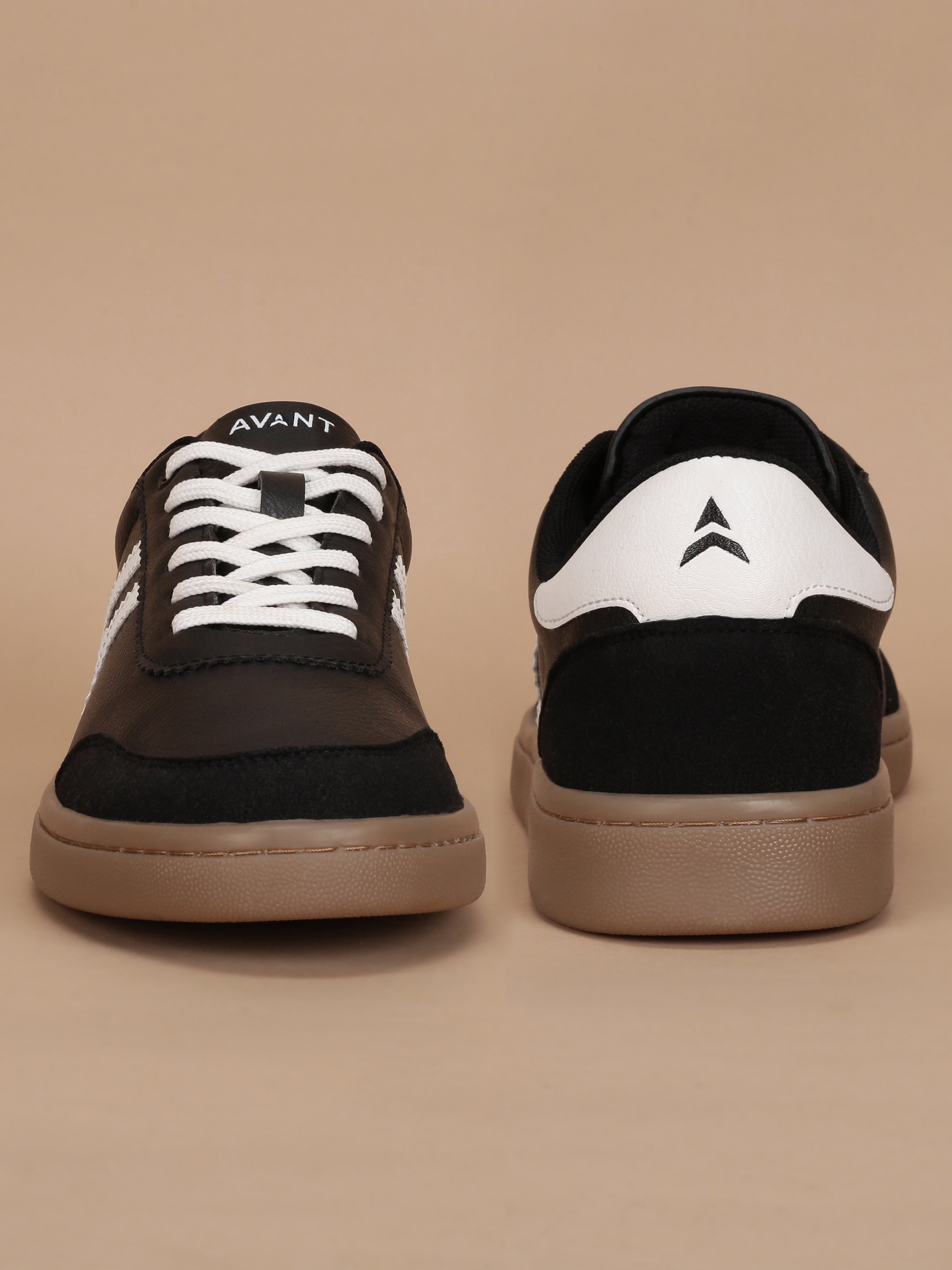 Avant Women's Era Sneakers - Black/White