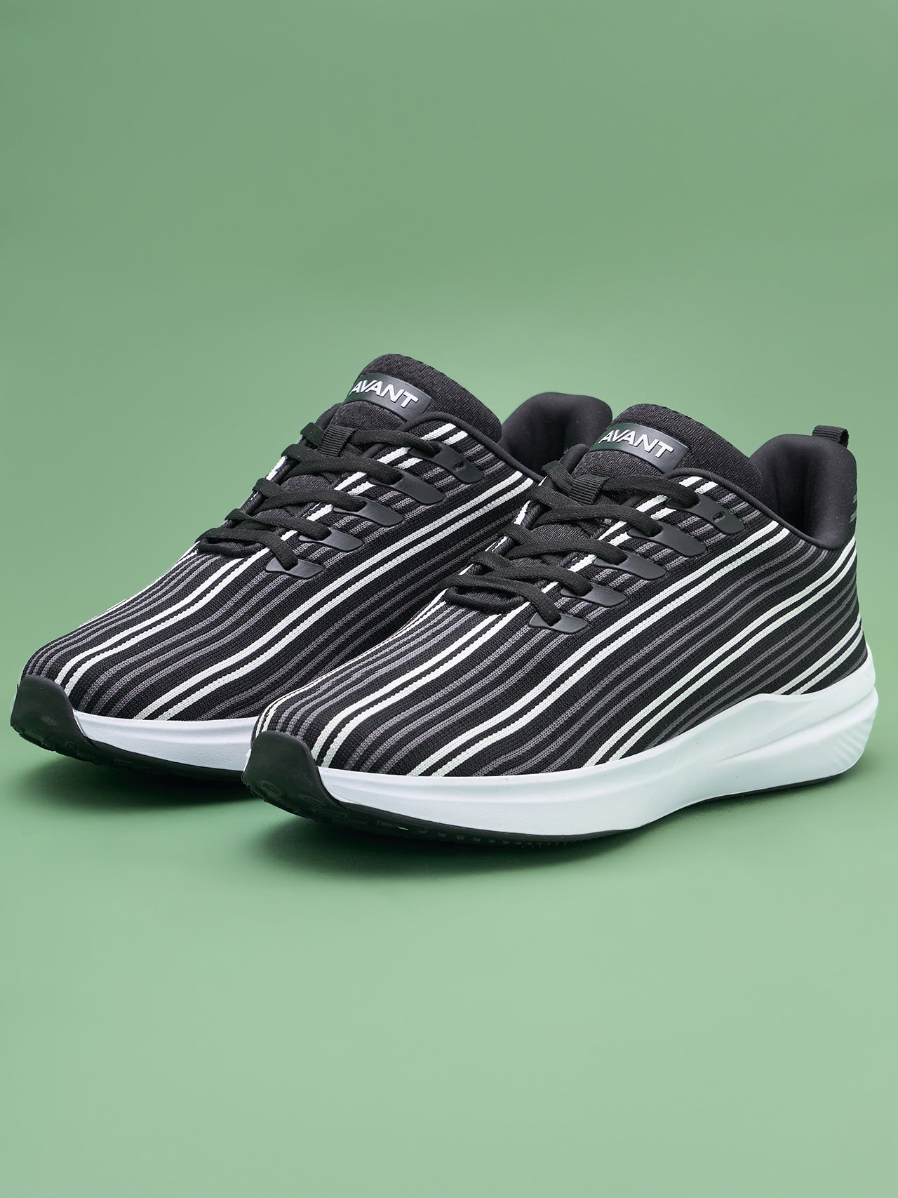 Avant Men's Bi-Strip Running Shoes - Black/White