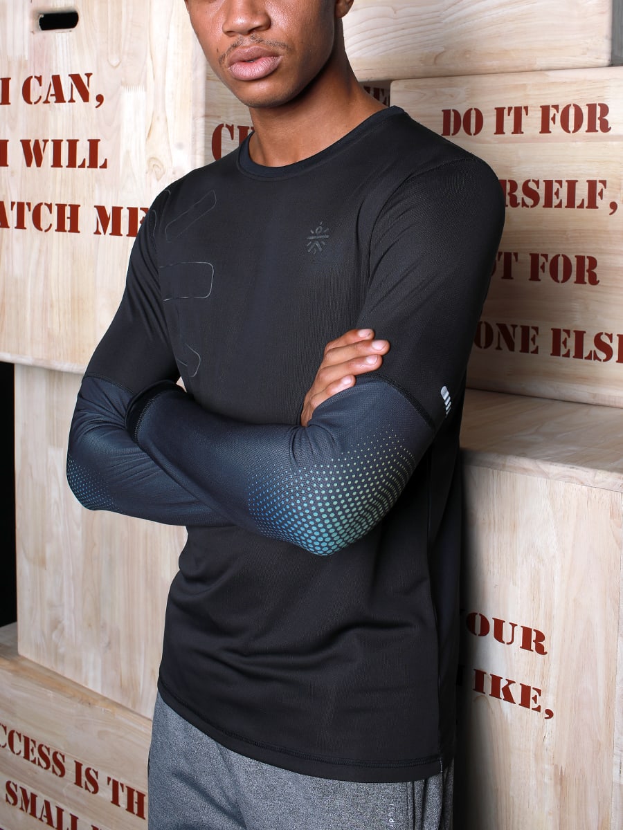 Men Signature Black/Blue Insignia Tee