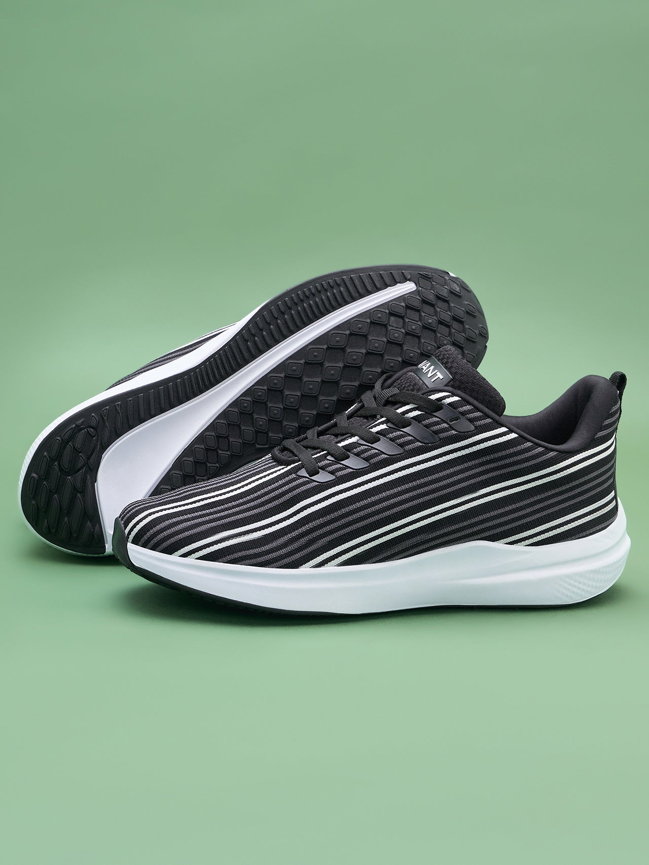 Avant Men's Bi-Strip Running Shoes - Black/White