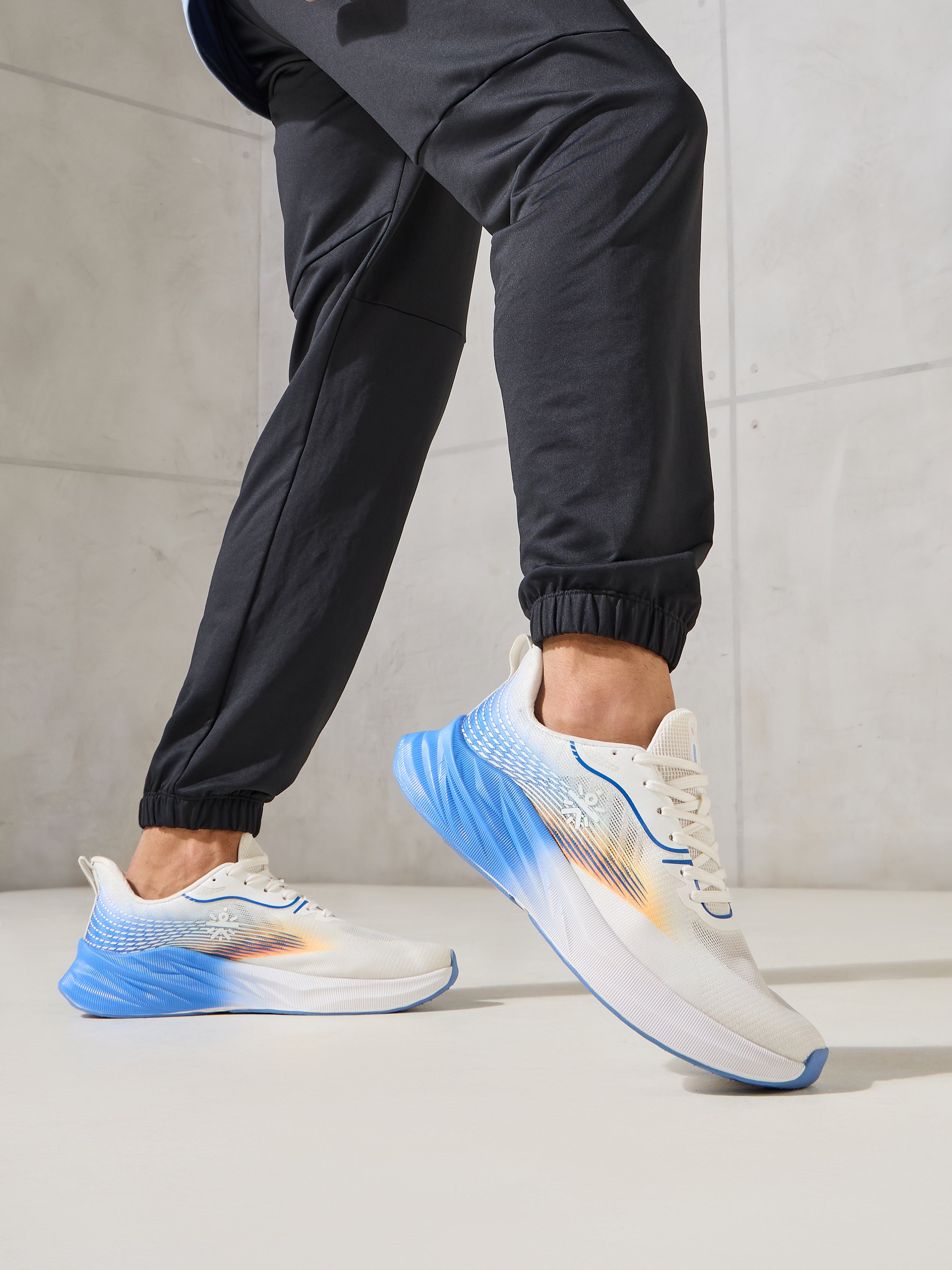 cult Men's Onyx Running Shoes - White/Blue