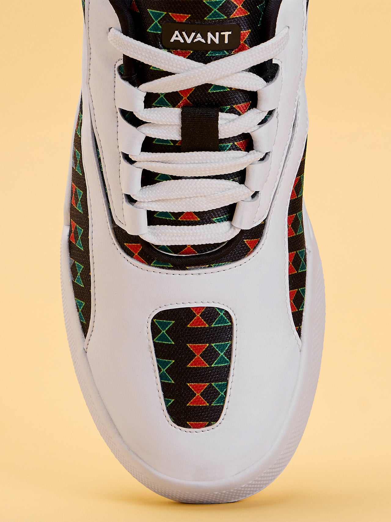 Avant Men's Maximus Sneaker Shoes - White/Black