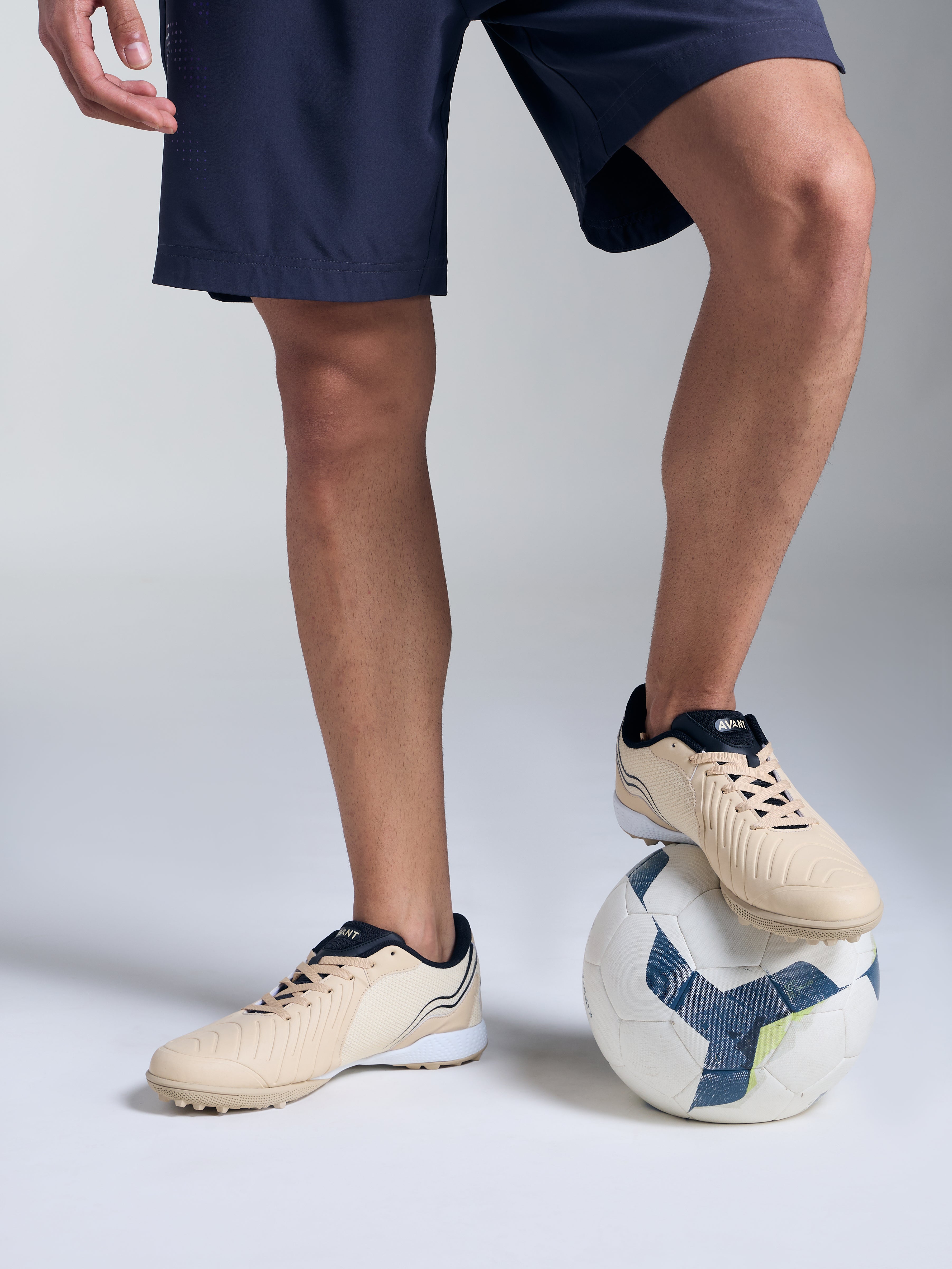 Avant Men's Streamline Turf Shoes - Beige