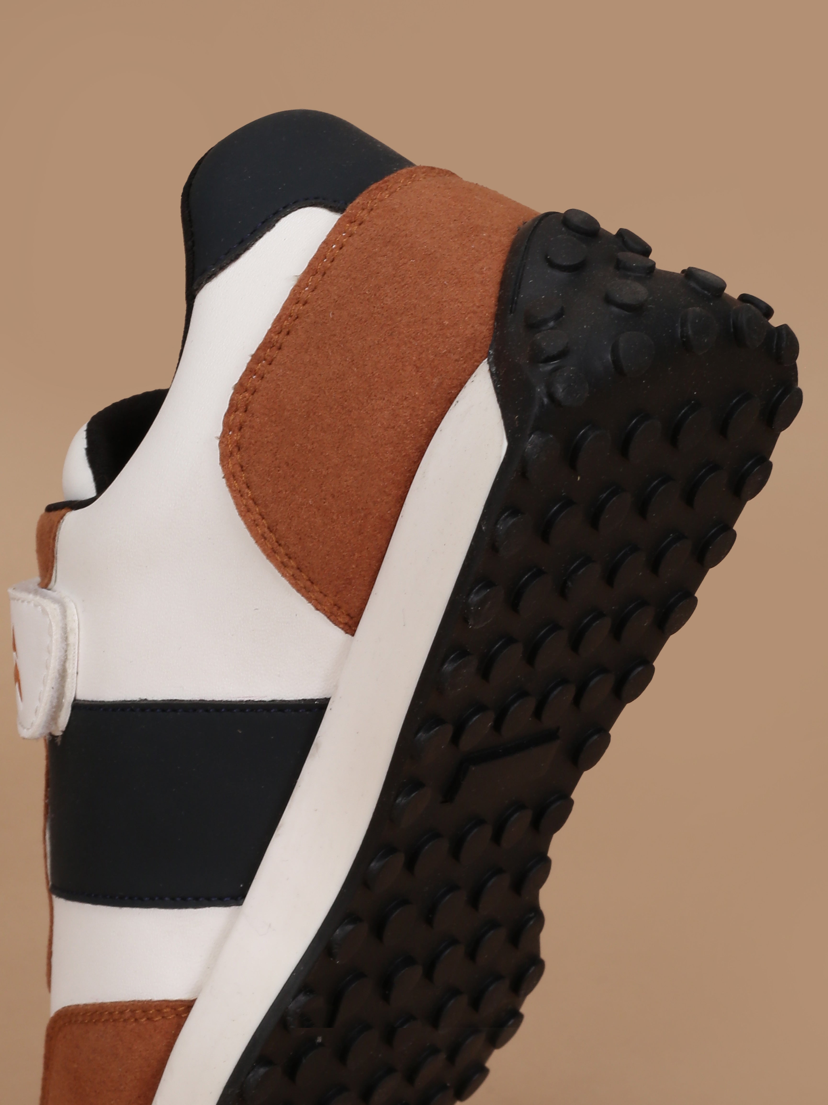 Avant Kids' TrailPals Sneakers - Tan/Navy