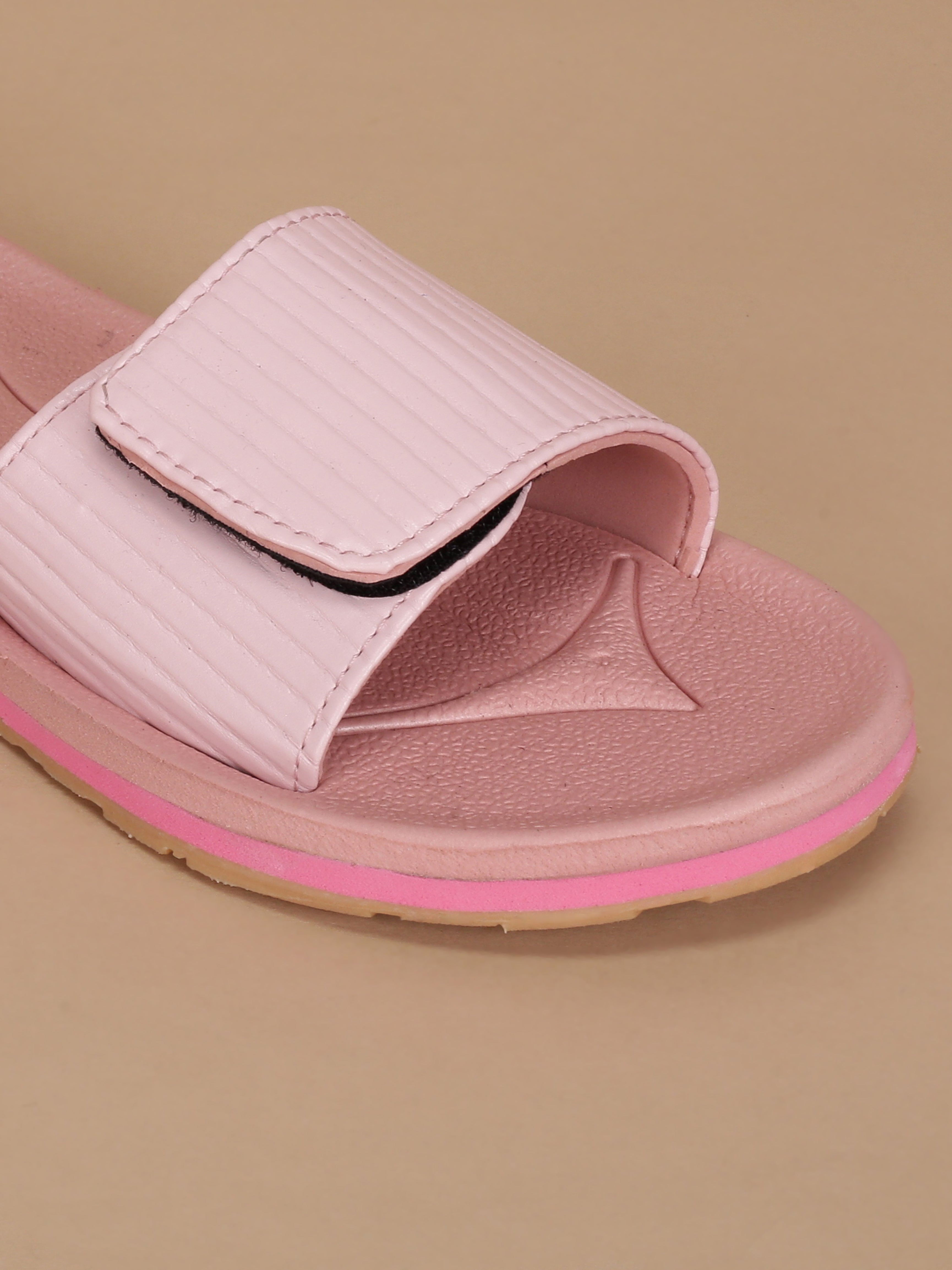 Avant Women's Zyra Sliders - Pink