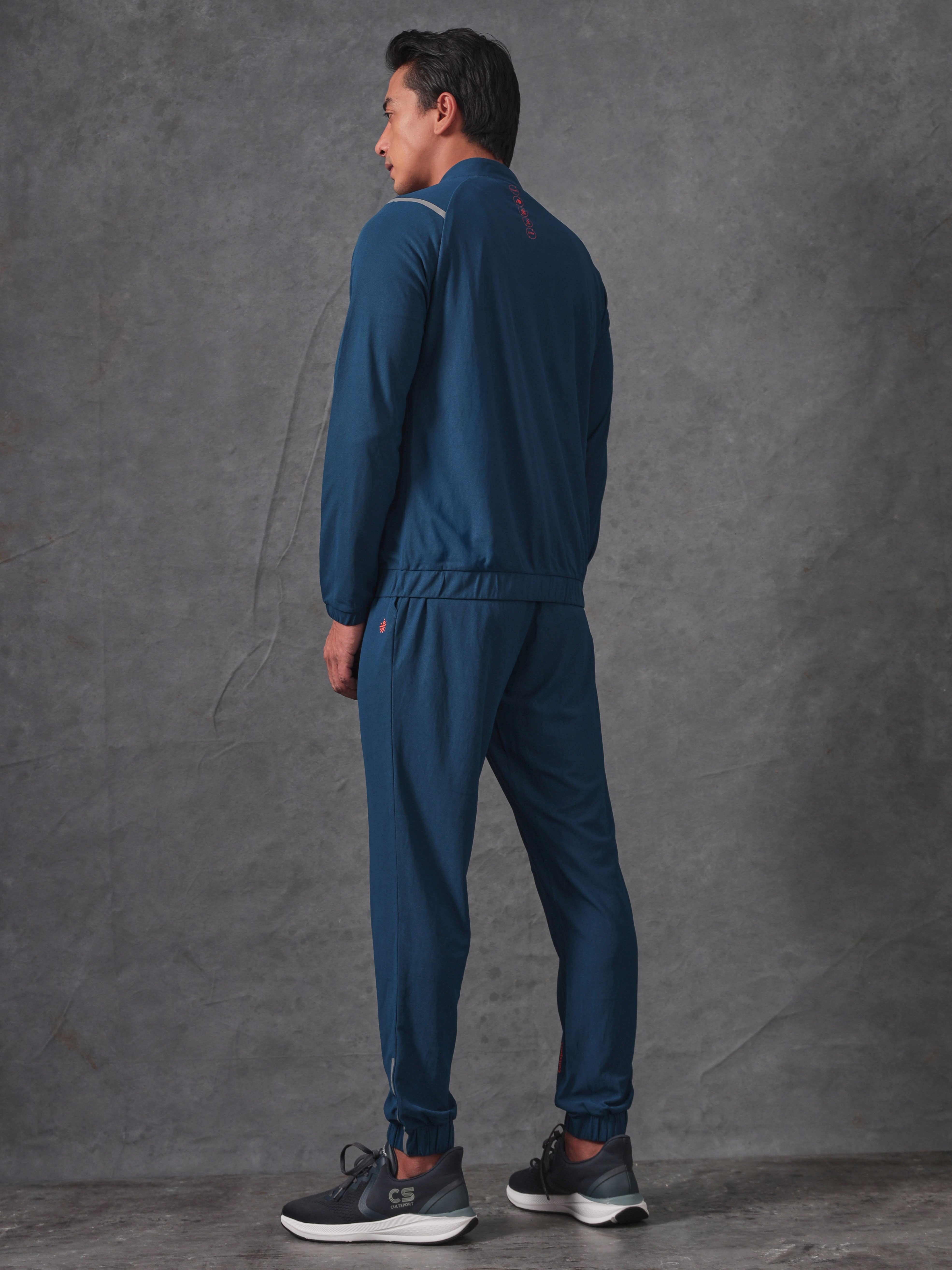 Layr Lifestyle Track Suit