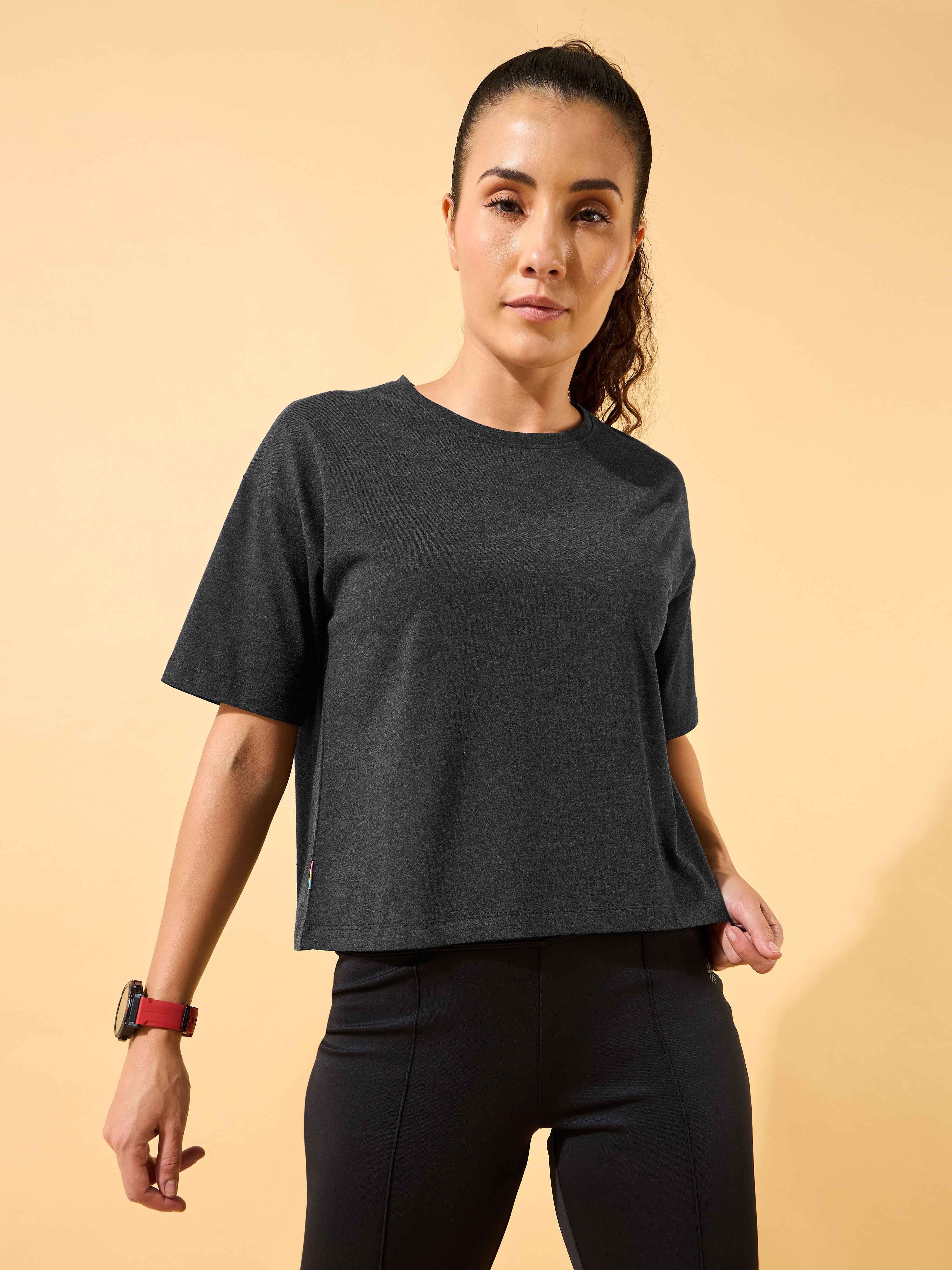 Sporty Chic Boxy Crop T-shirt
