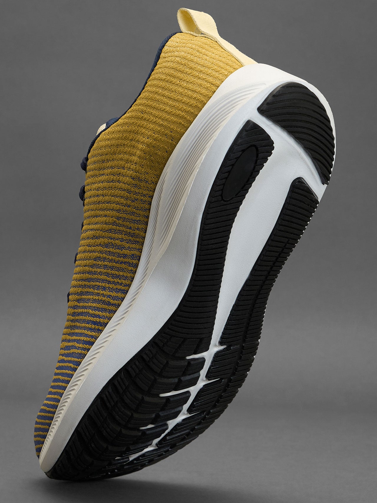 Avant Men's Matrix Running Shoes-Gold/Blue