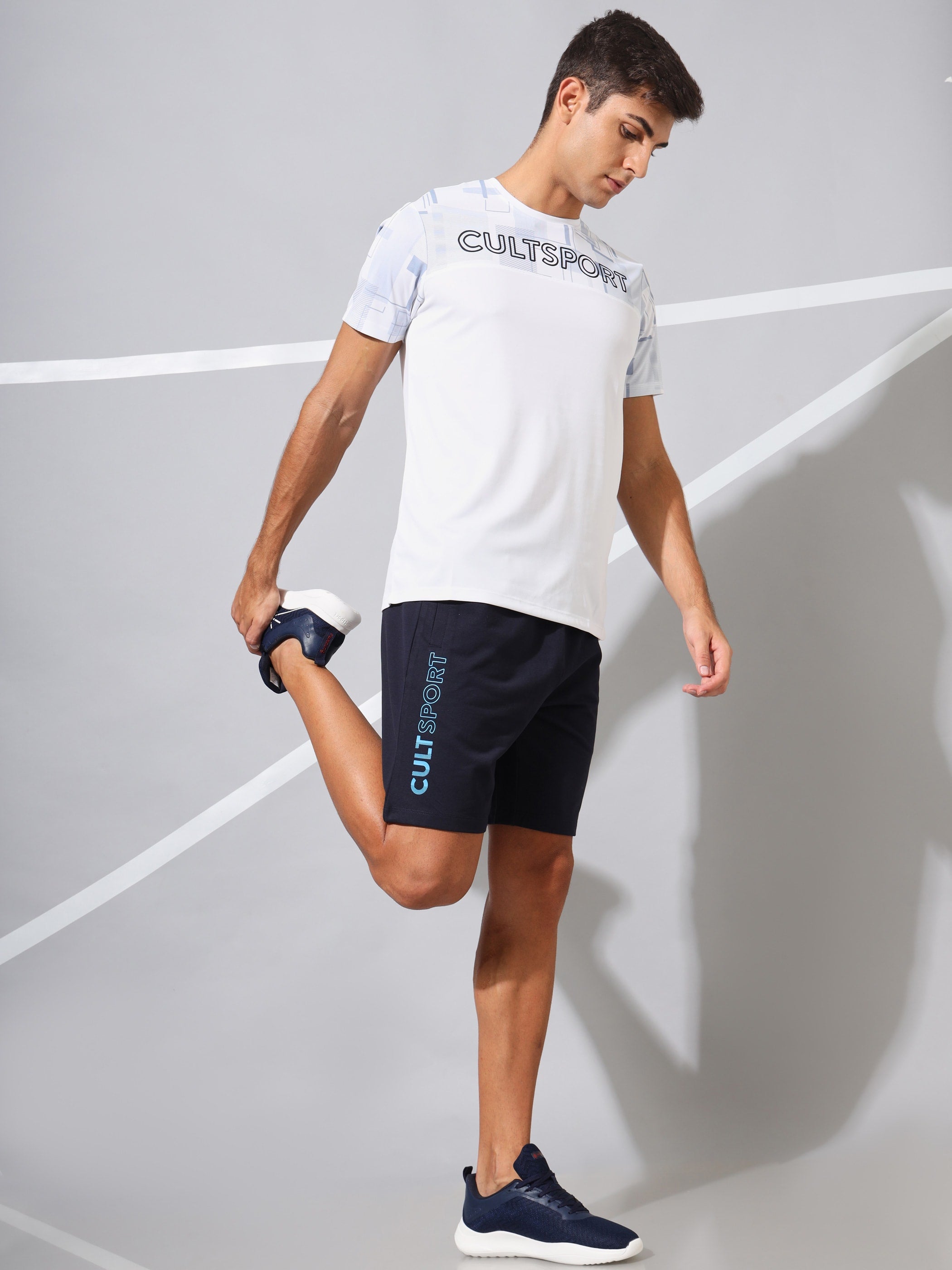 Comfort Solid Shorts with Tonal Print