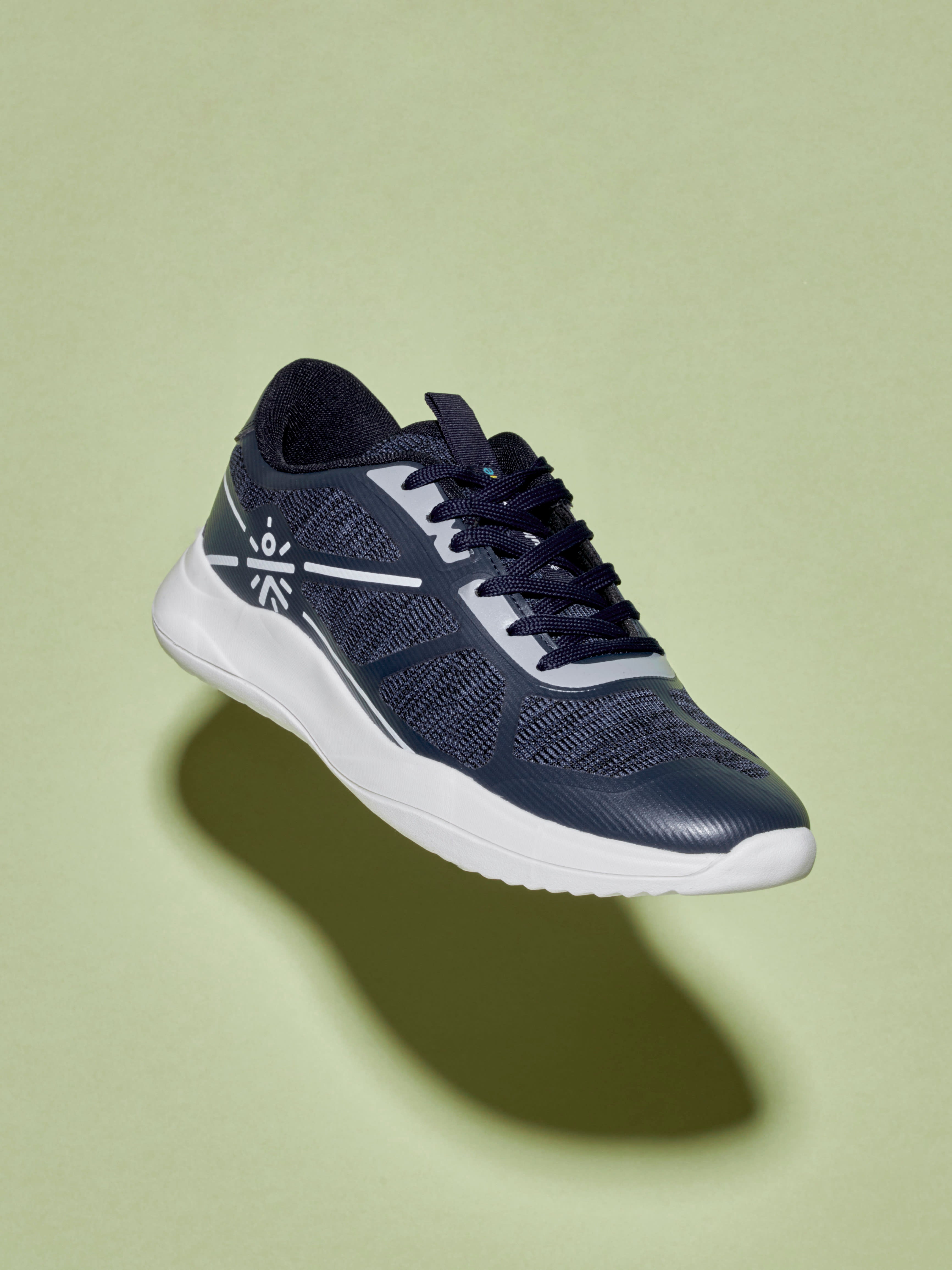 cult Discovery Men Running Shoes
