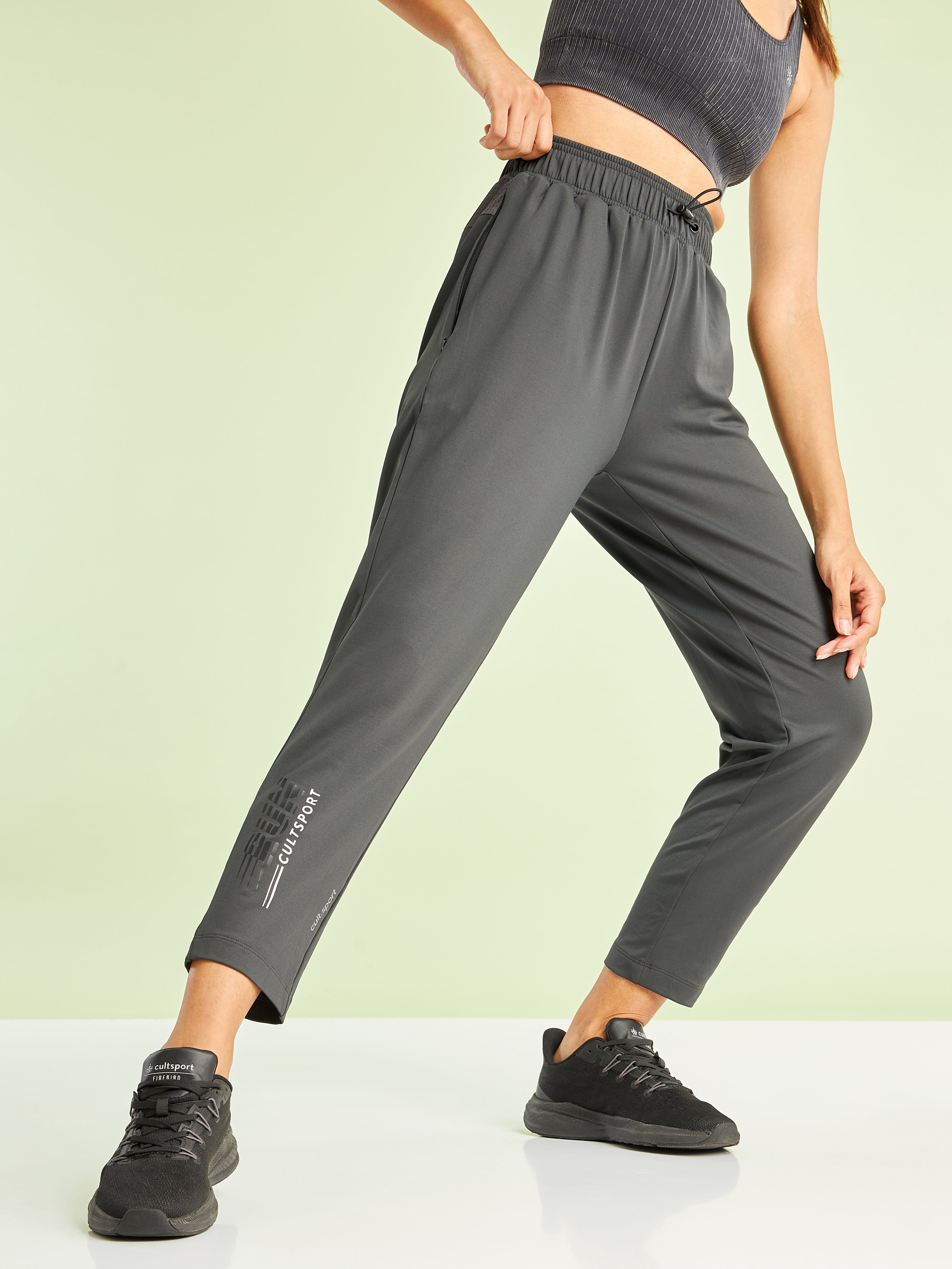 Grfdfg1uftmhtfn8ly8kt7v6