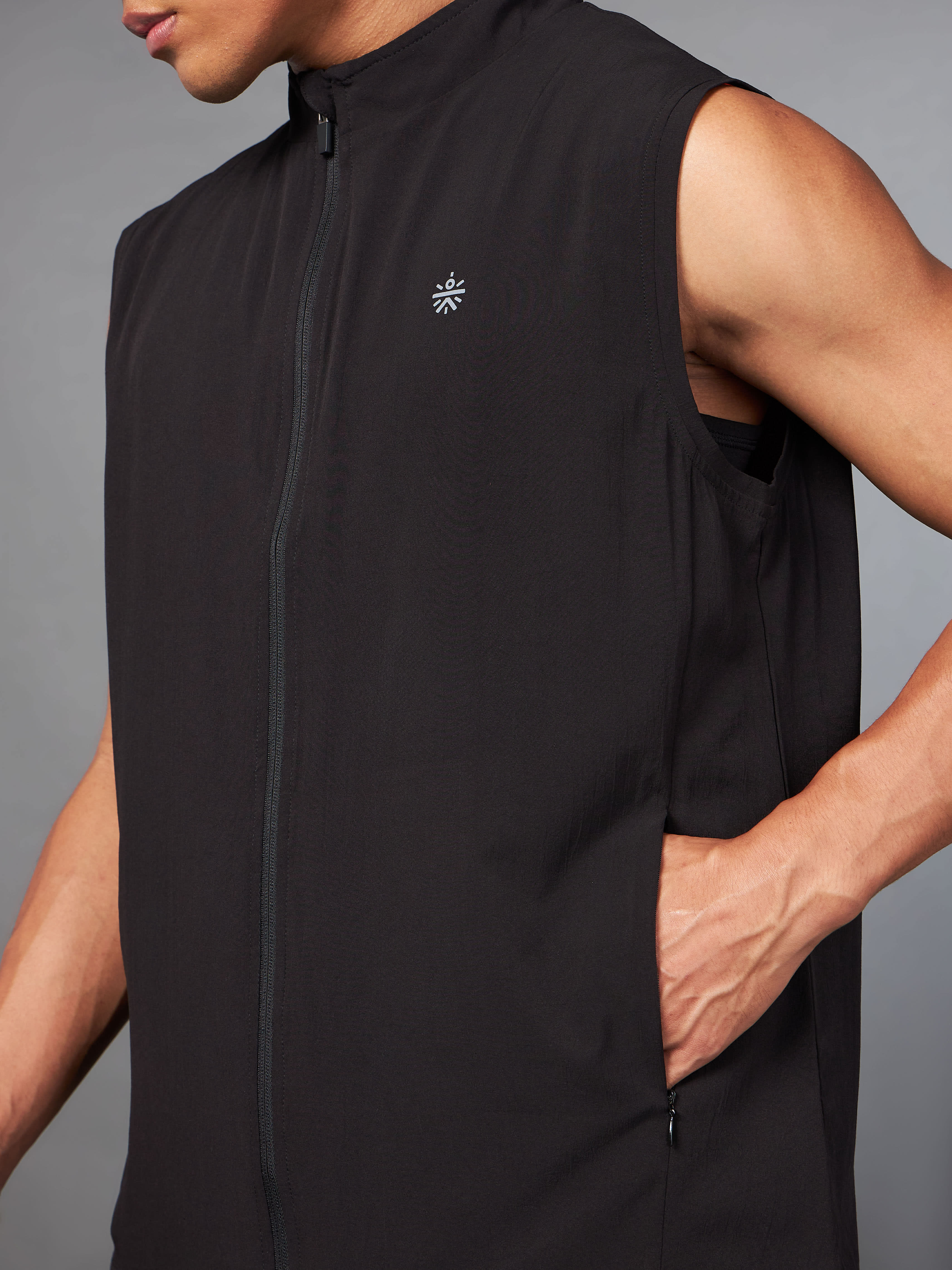 Dawn to Dusk Black Running Gillet