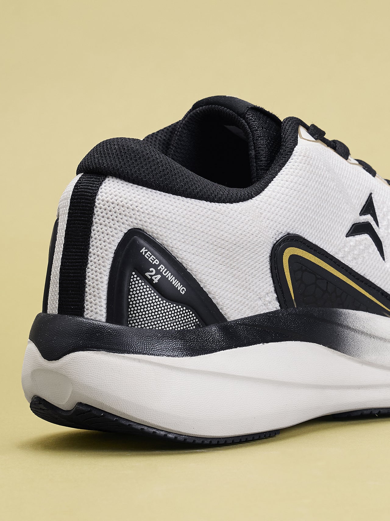 Avant Men's Radiant Running Shoes-White/Black