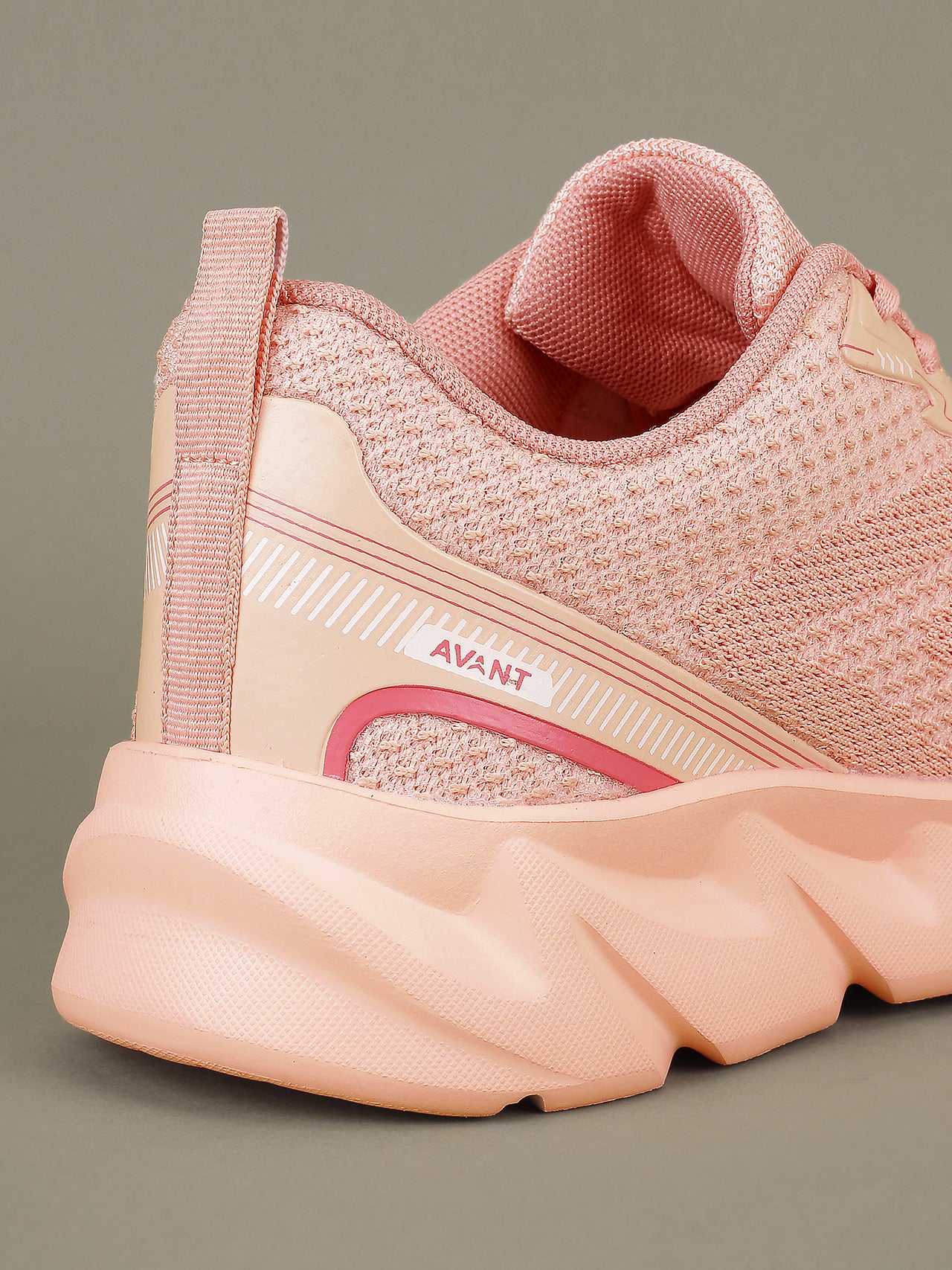 Avant Women's Jingle Walking Shoes - Peach