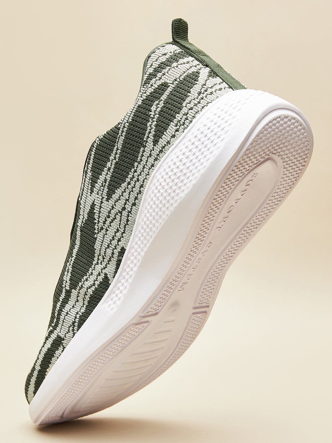 H 7dd49831 90d6 4970 b4b9 4f327846a7f1