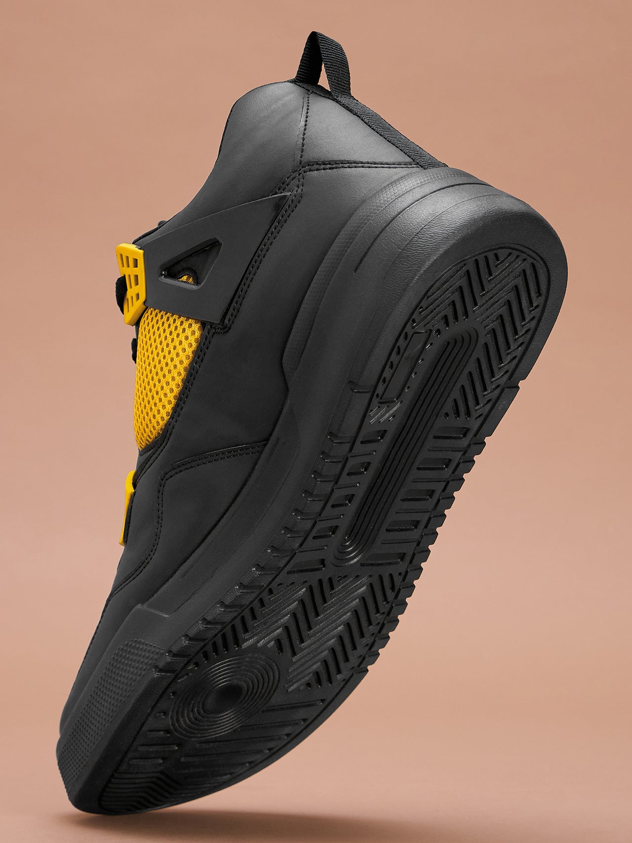 Avant Men's Felix Sneaker Shoes - Black / Yellow