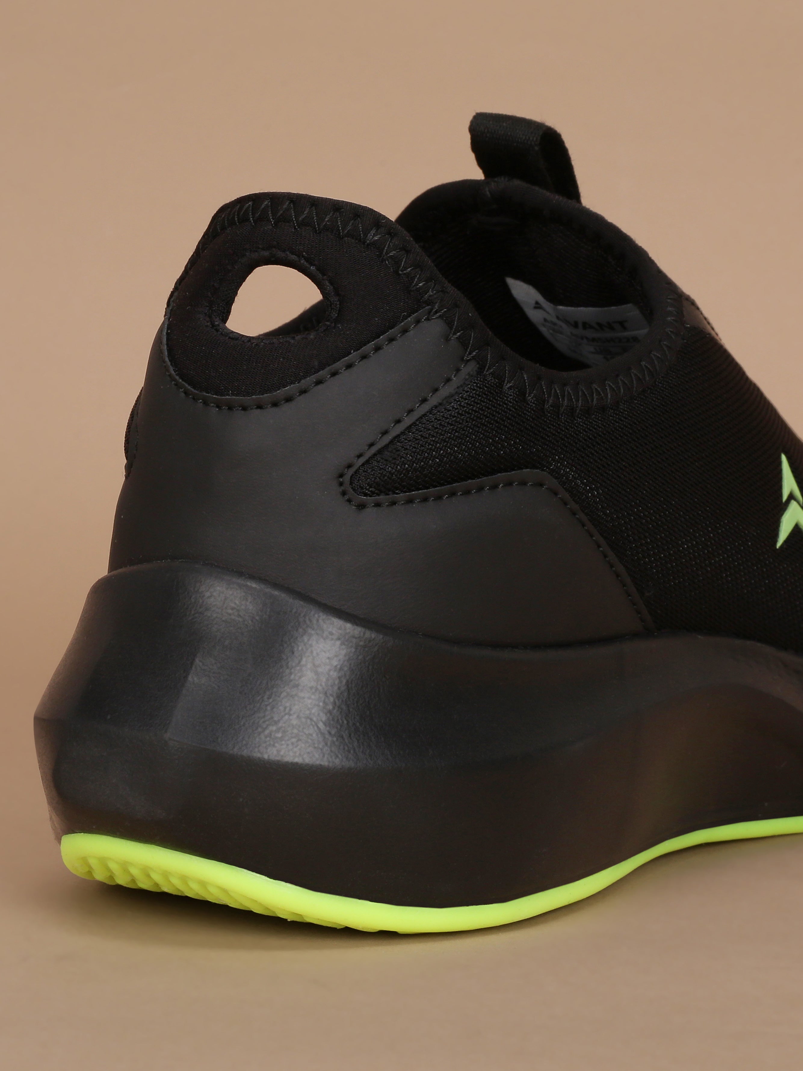 H a7b423bf cfeb 4928 b3f1 3e23d41d21ea