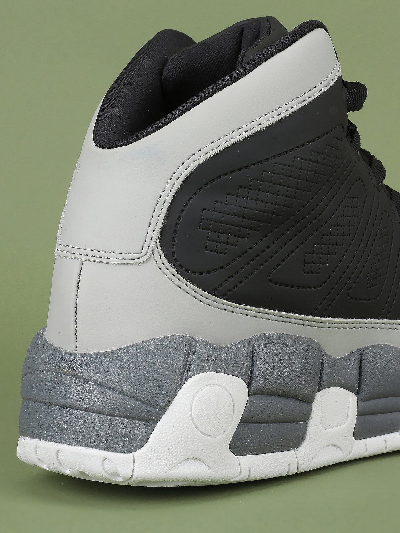 Avant Men's Regal Sneaker Shoes - Grey/Black