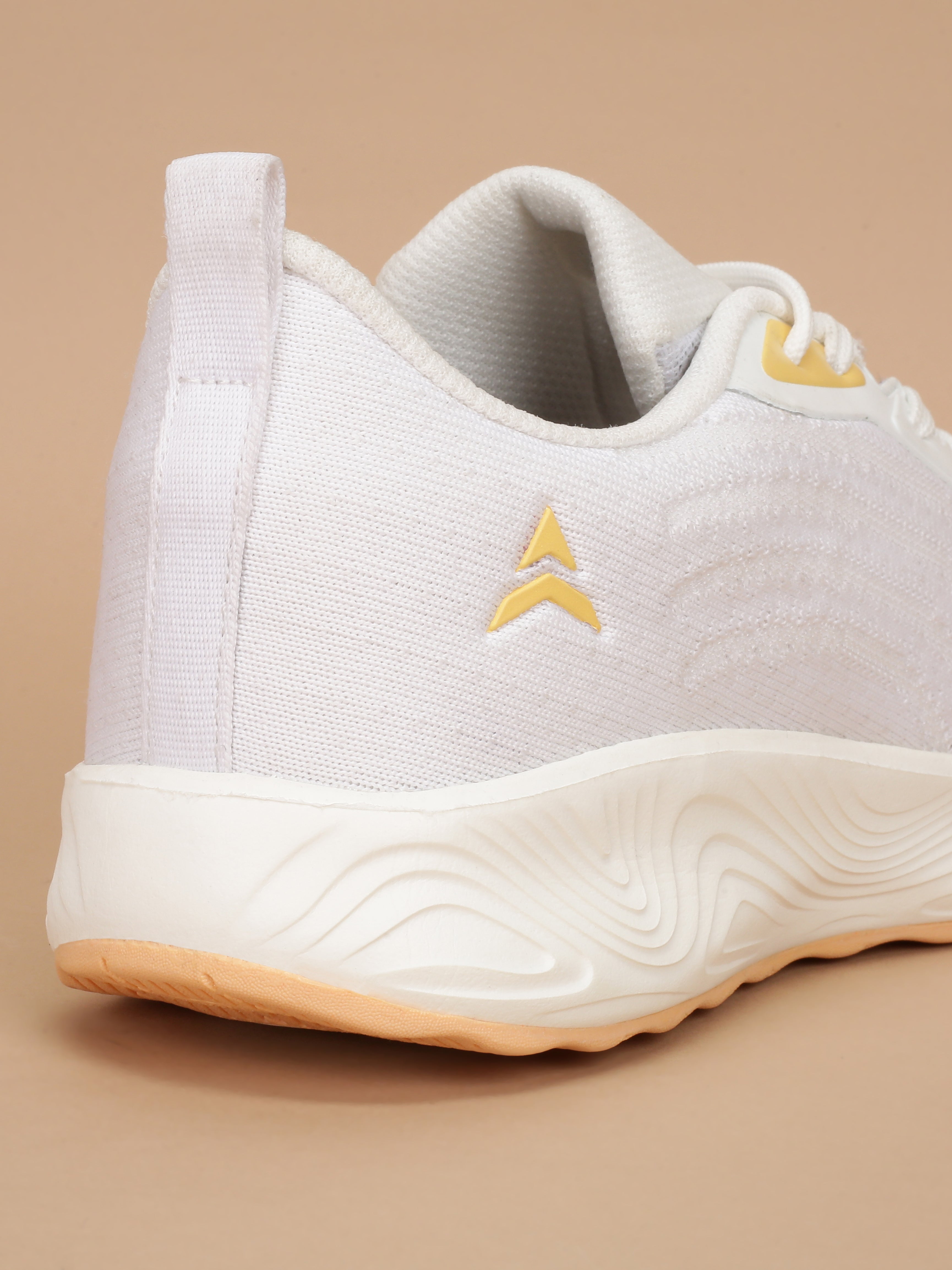 Avant Women's Zova Casual Shoes - Off White