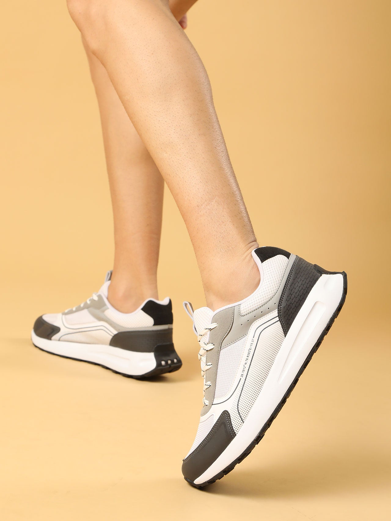 Avant Men's NexStep Sneaker Shoes - Black/White