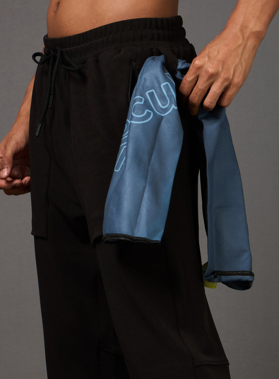 Men's Terrain Black Running Trackpant