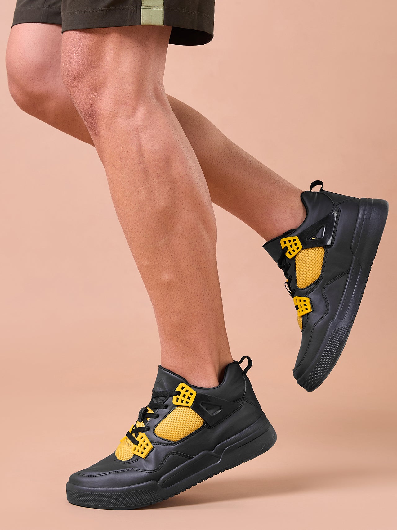 Avant Men's Felix Sneaker Shoes - Black / Yellow