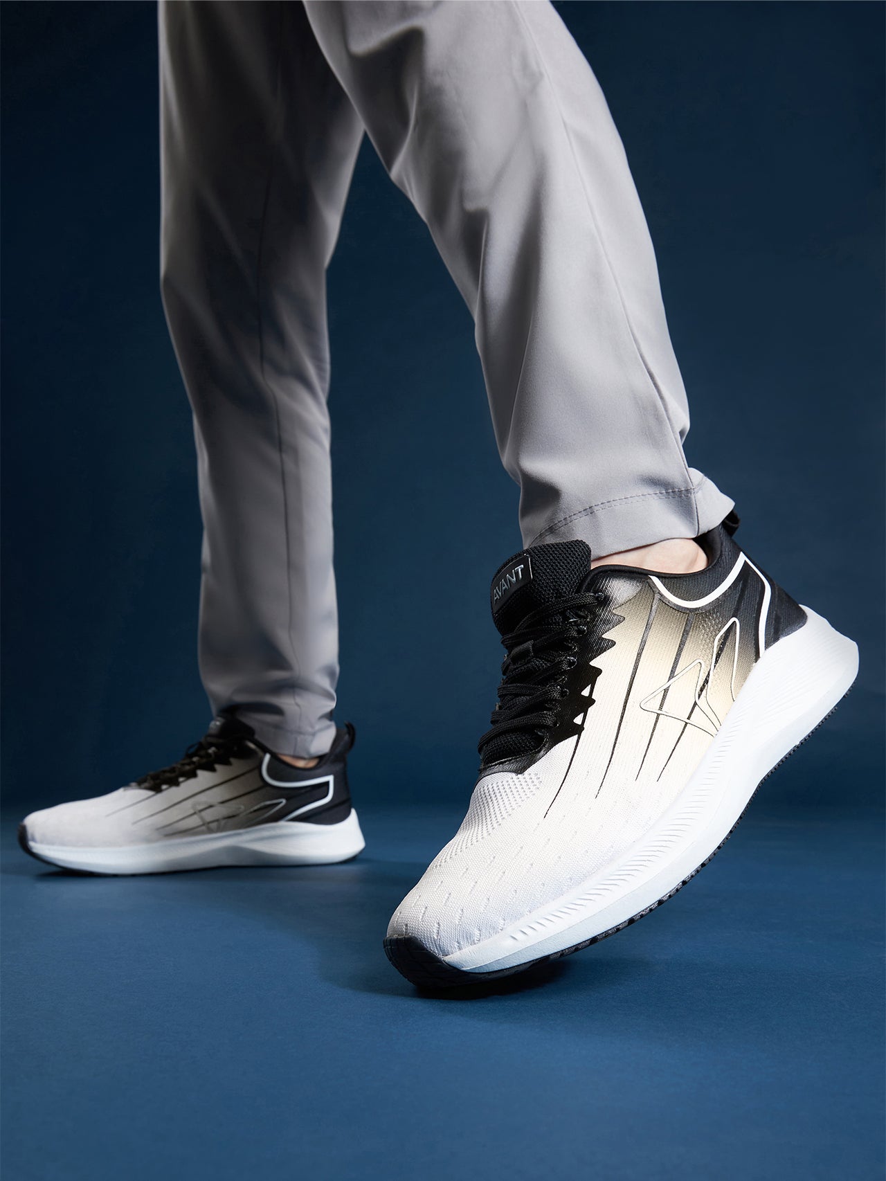 J c0afa4bf 040d 436c 890b 1c0435f0ea6b