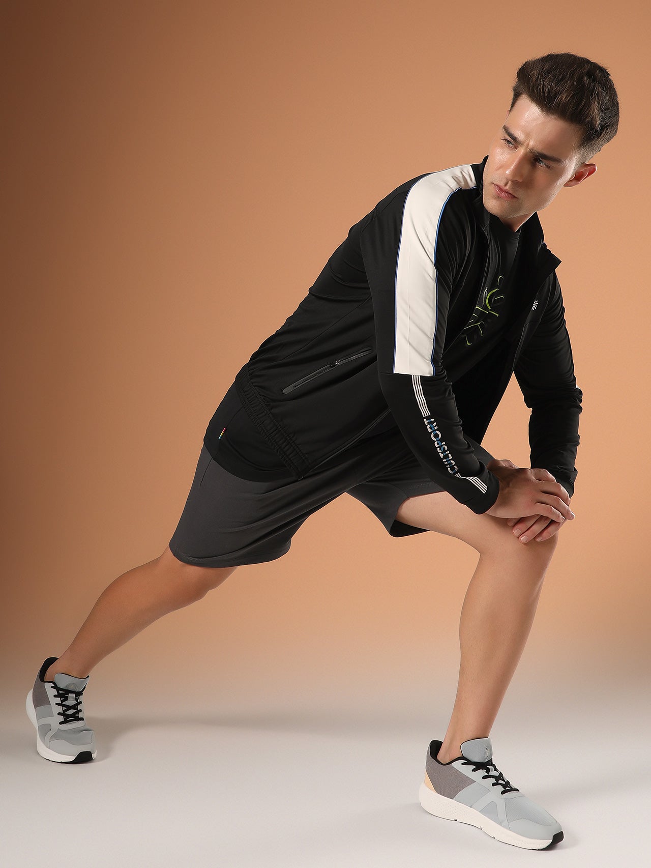 J cb7abaea af53 444f ad05 c0e75ee9fa95