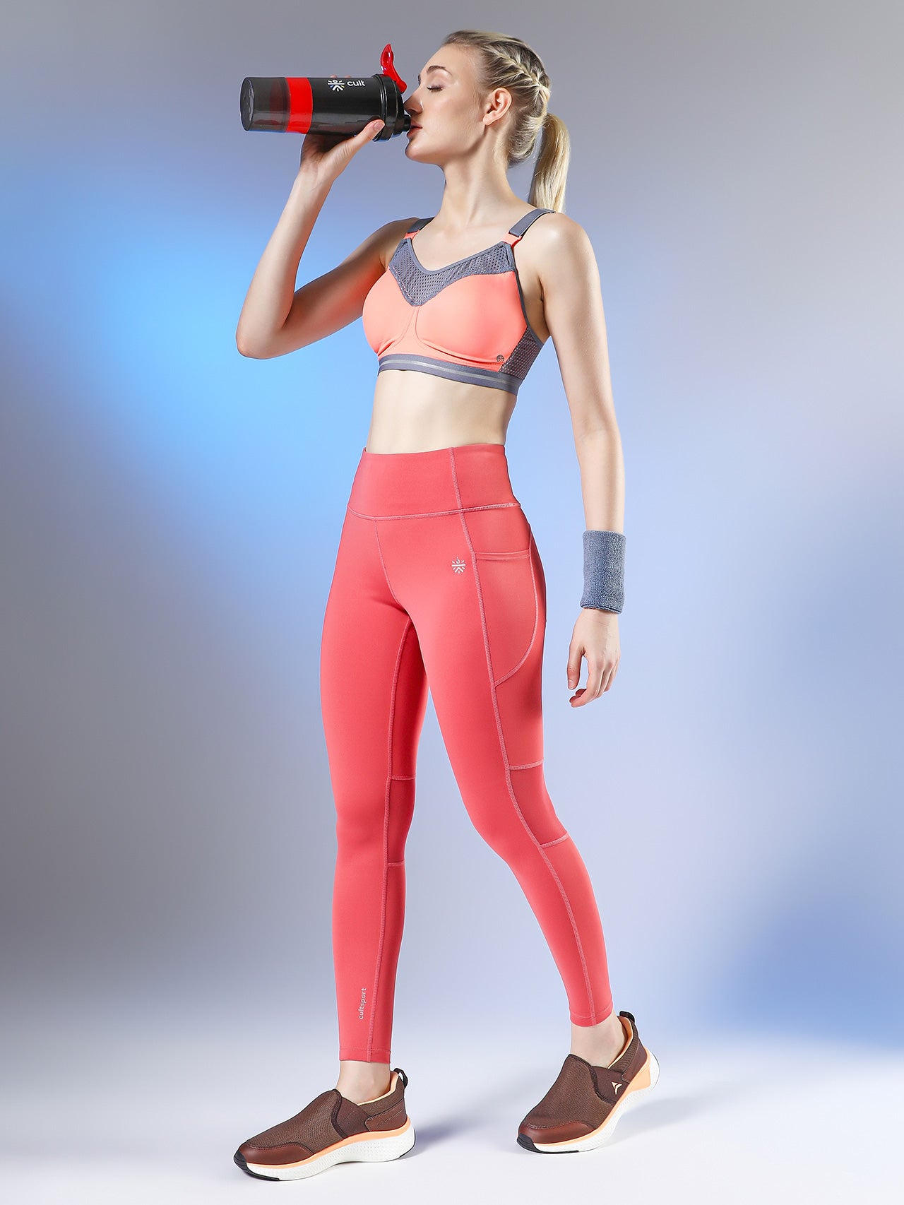 J dd70cf5d 6aee 422b b3bb 00727e3f649e