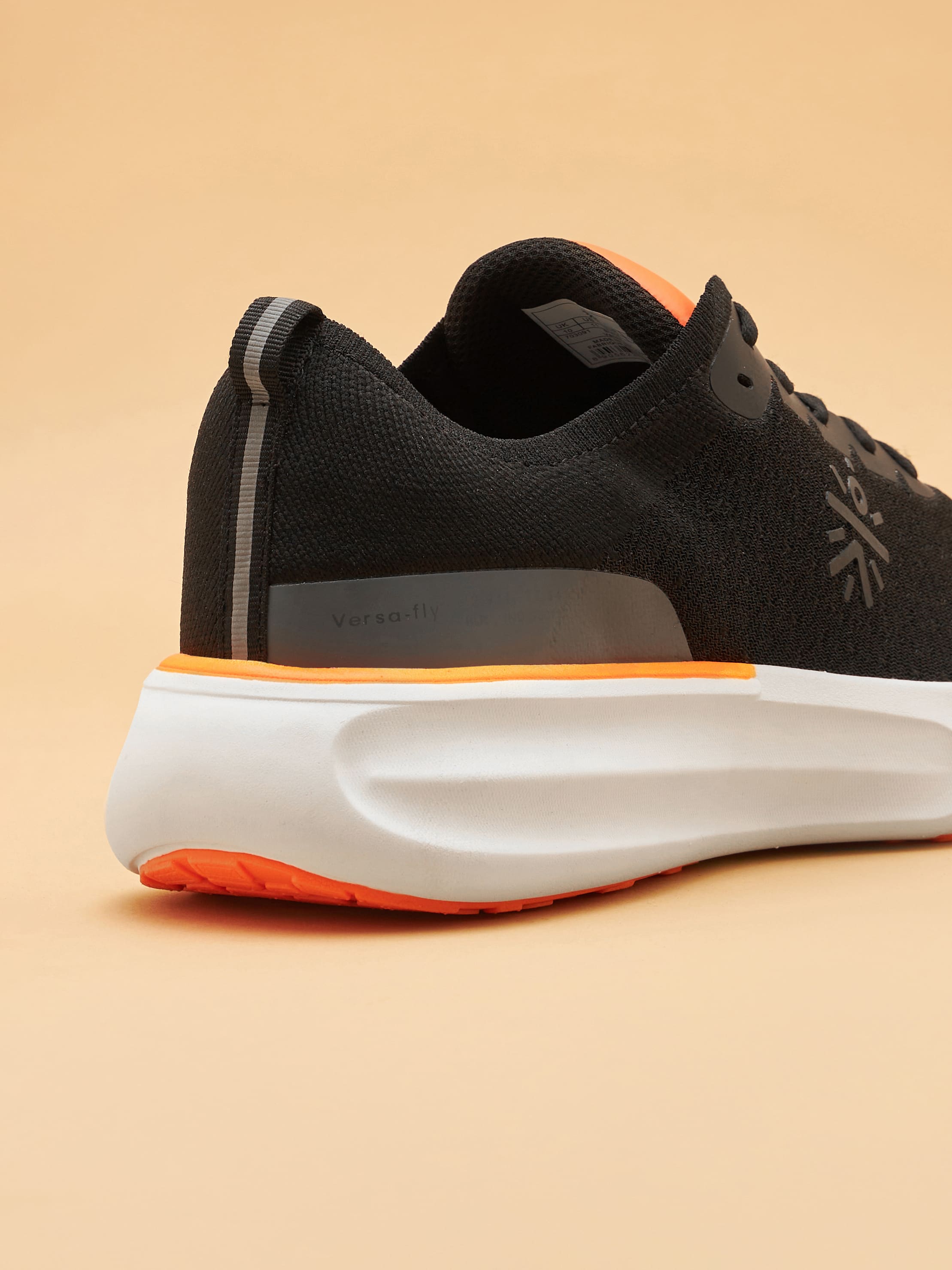 cult Versa Fly Men Running Shoes - Black/Orange