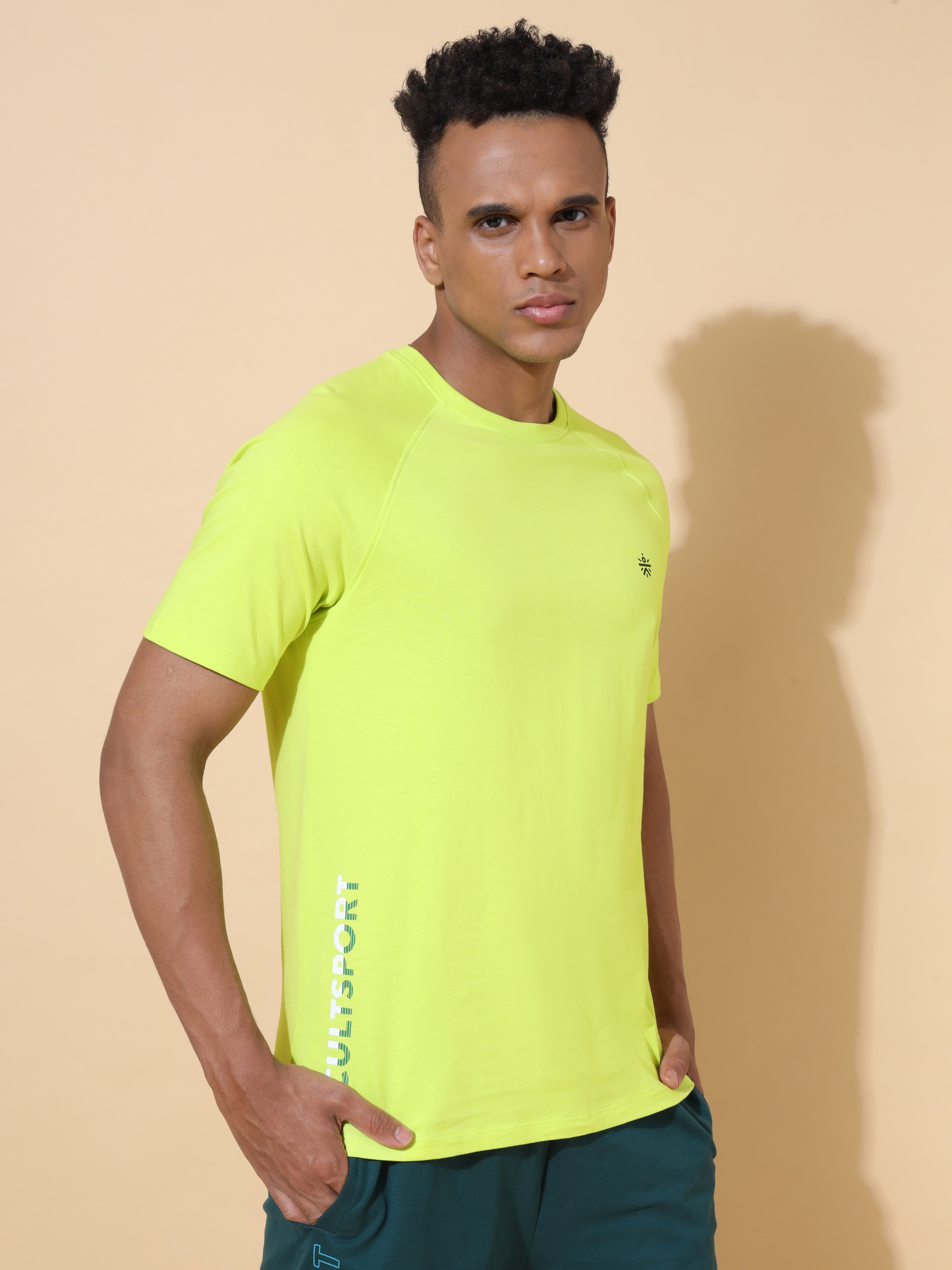 Raglan Sleeve Neon T-shirt