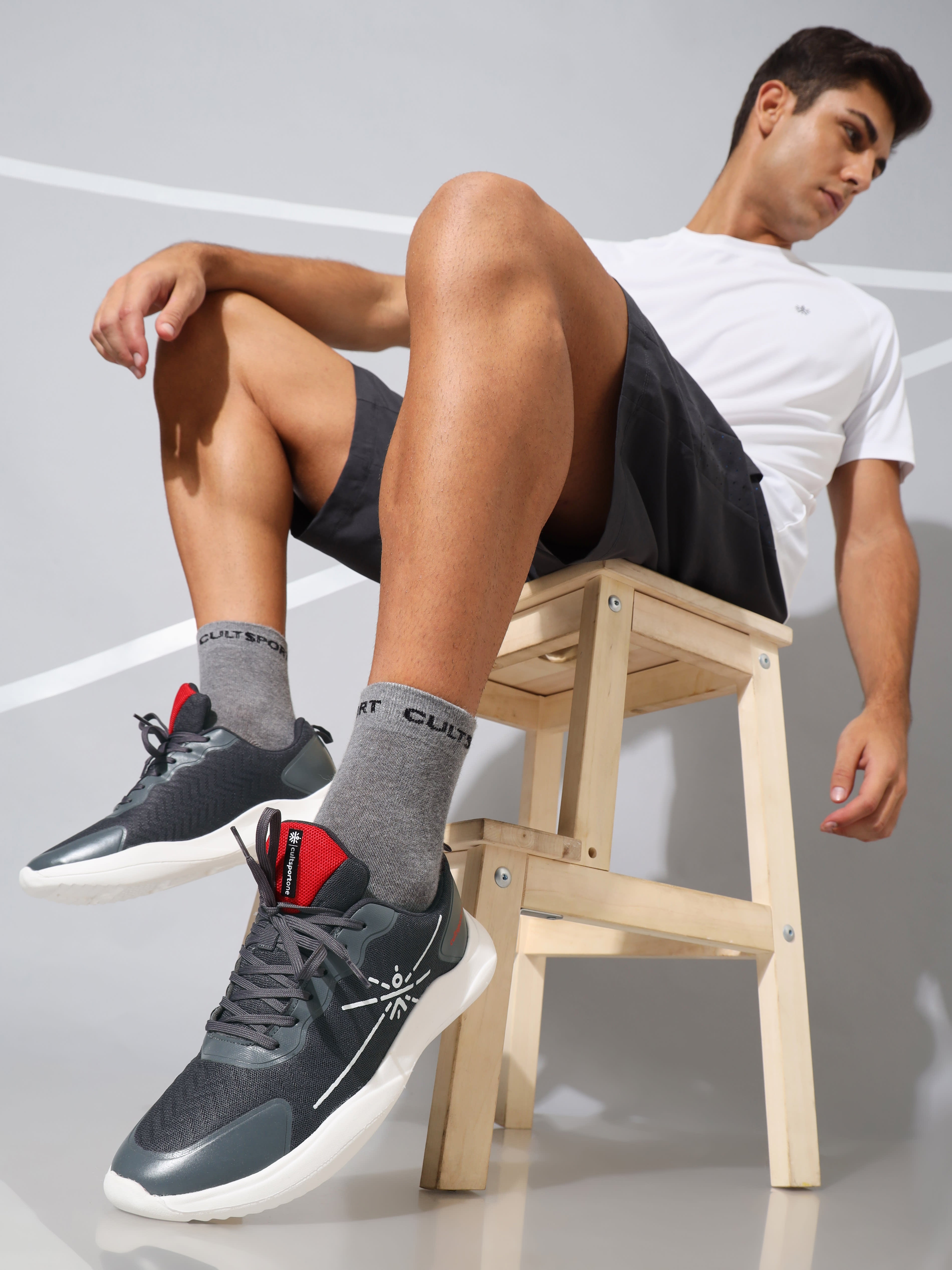 cult Lope Men Running Shoes - Grey/Red