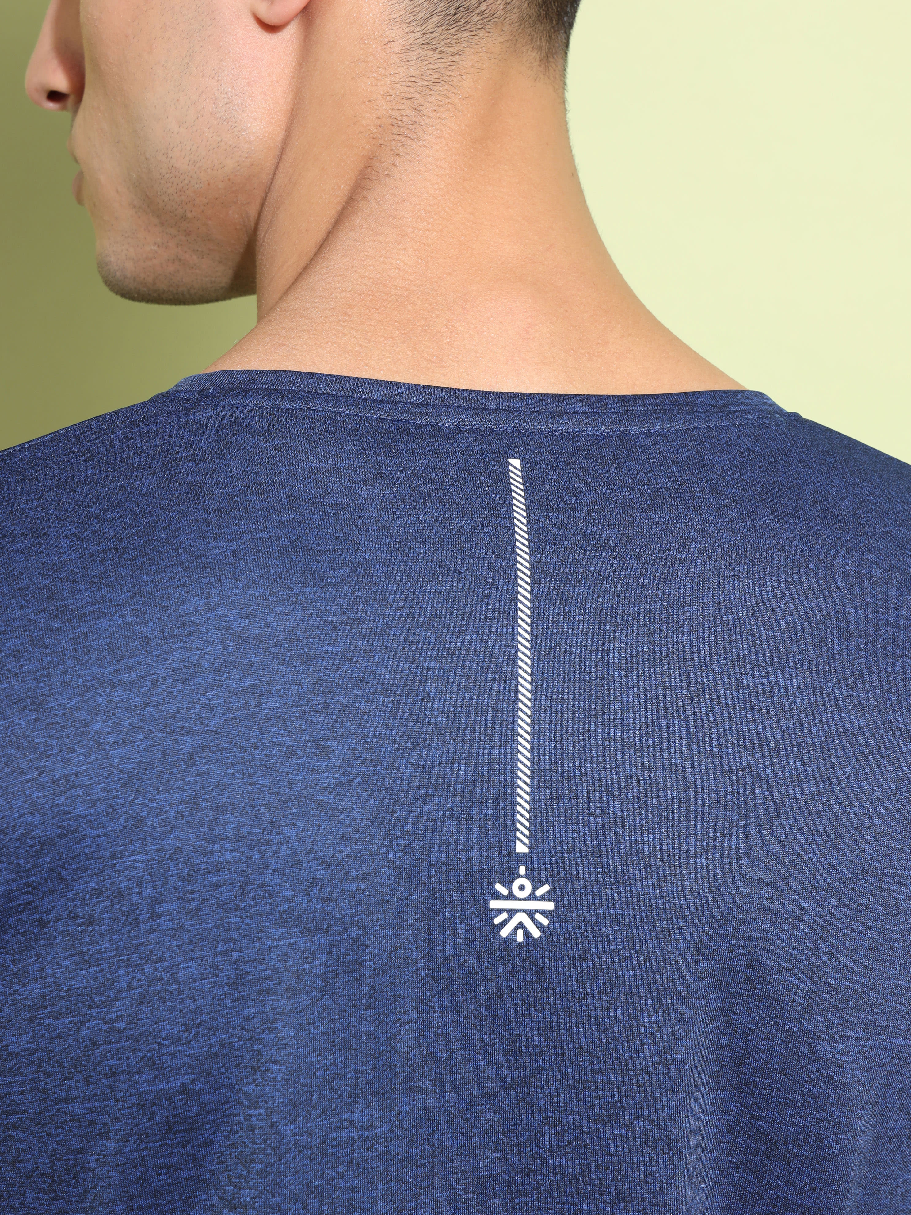 Melange Performance T-shirt with Thumbholes