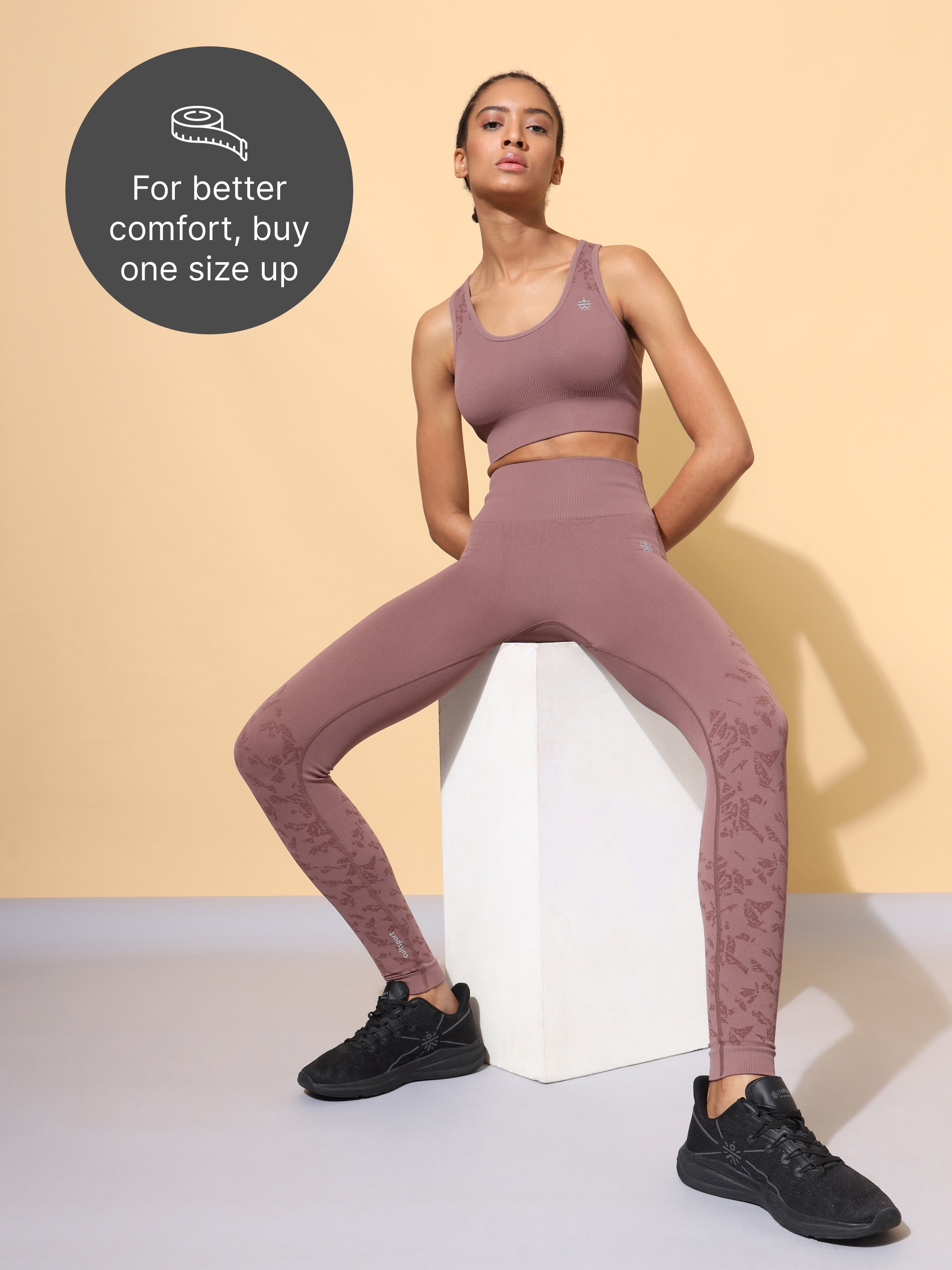 Brown Seamless Jacquard Tights