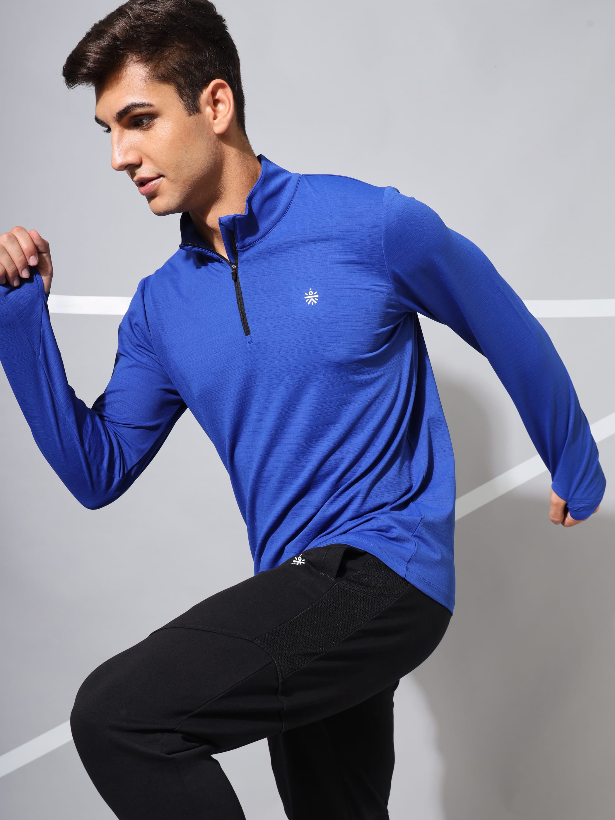 High Neck Active T-shirt with Graphic Print