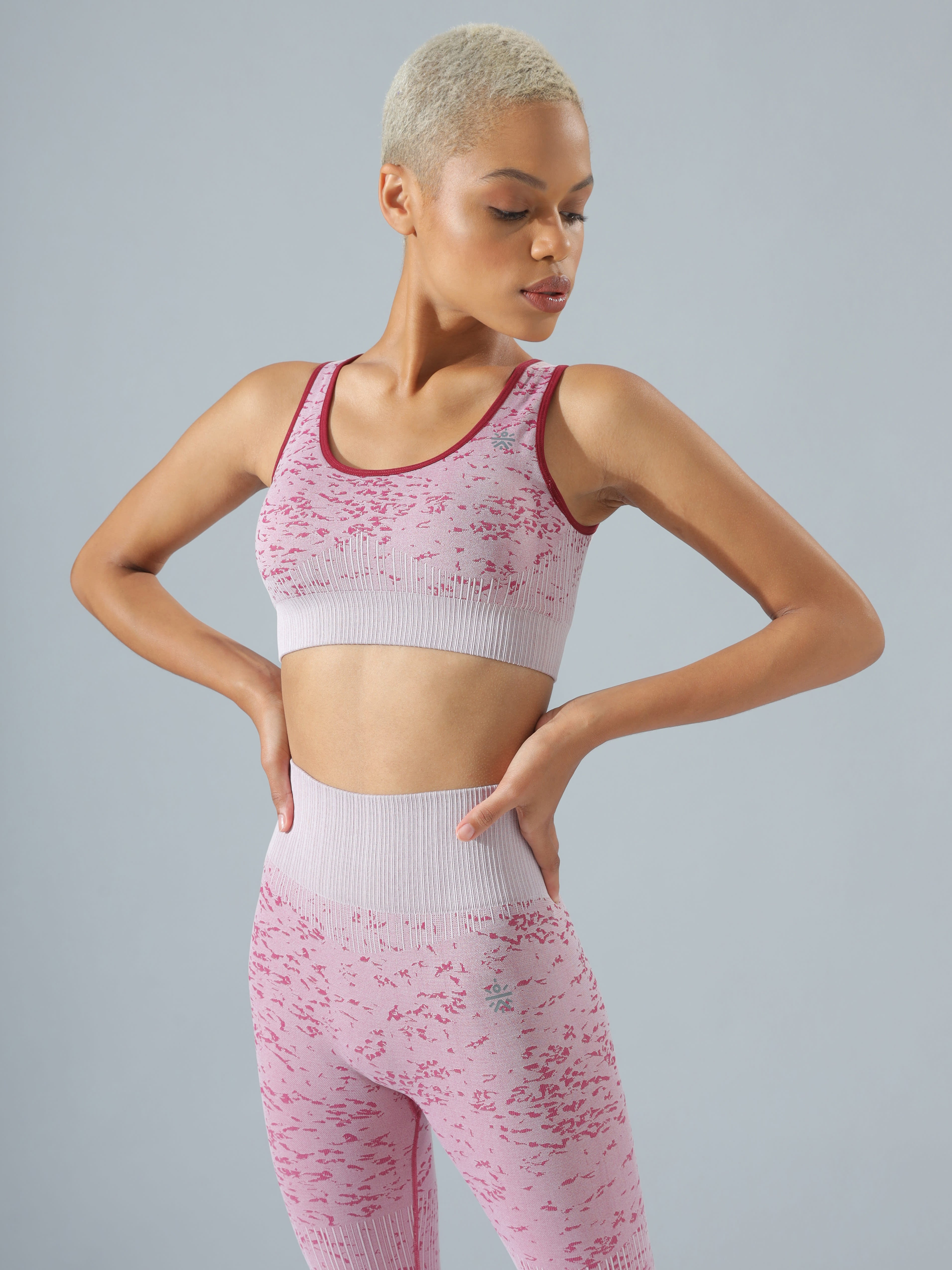 Seamless Viola Medium Impact Sports Bra