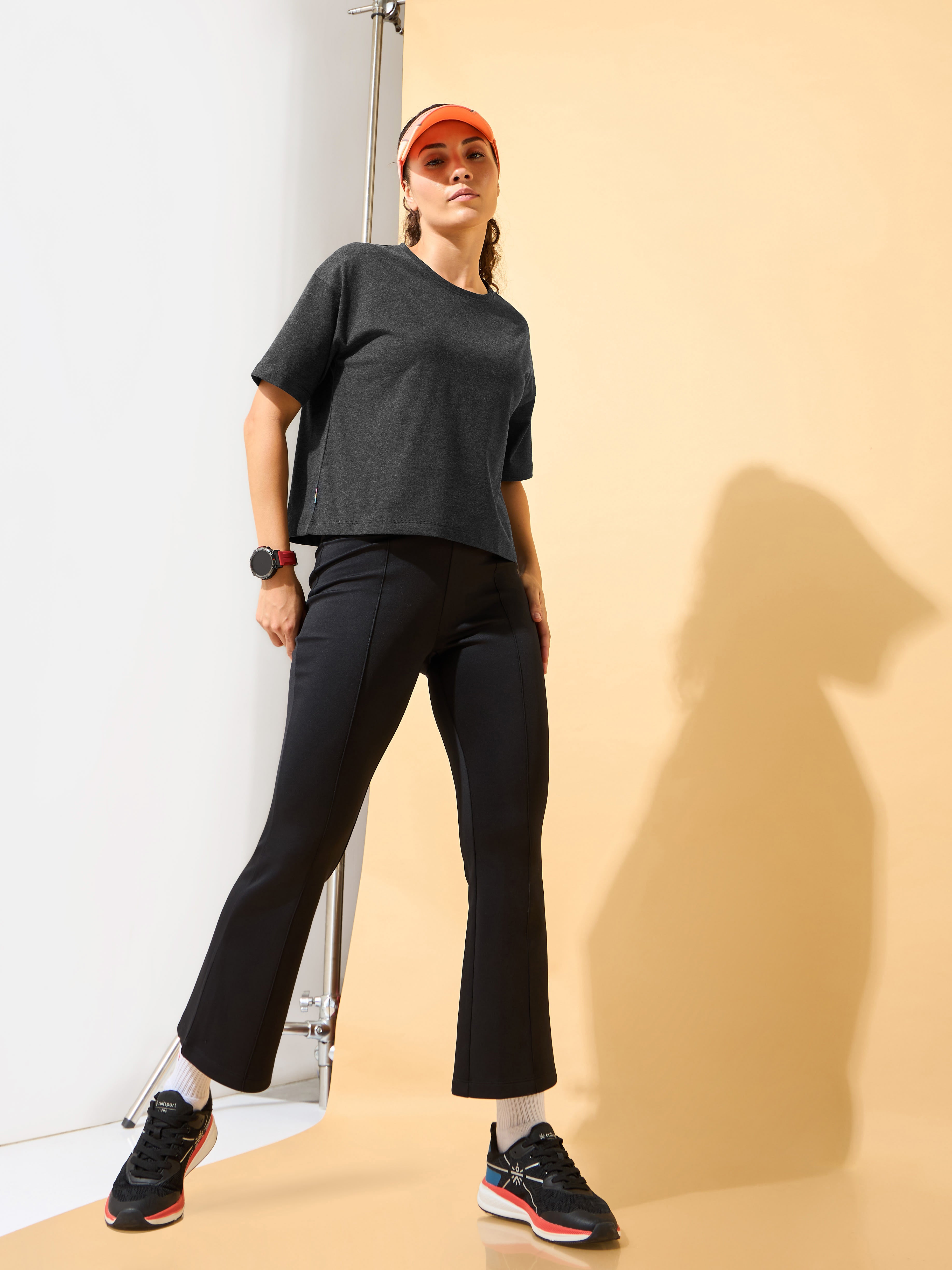 Sporty Chic Boxy Crop T-shirt