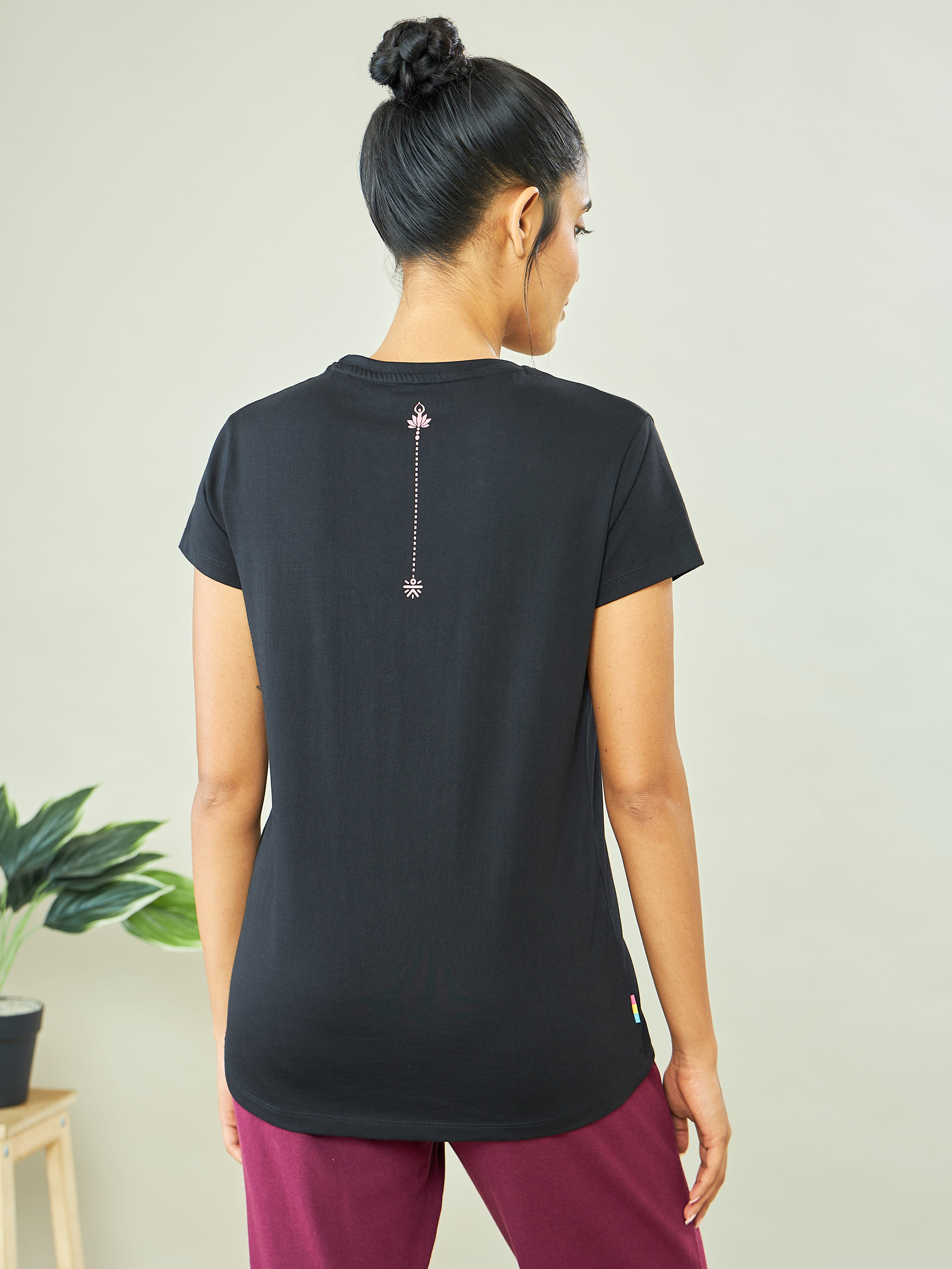 Graphic Logo Print Training T-shirt