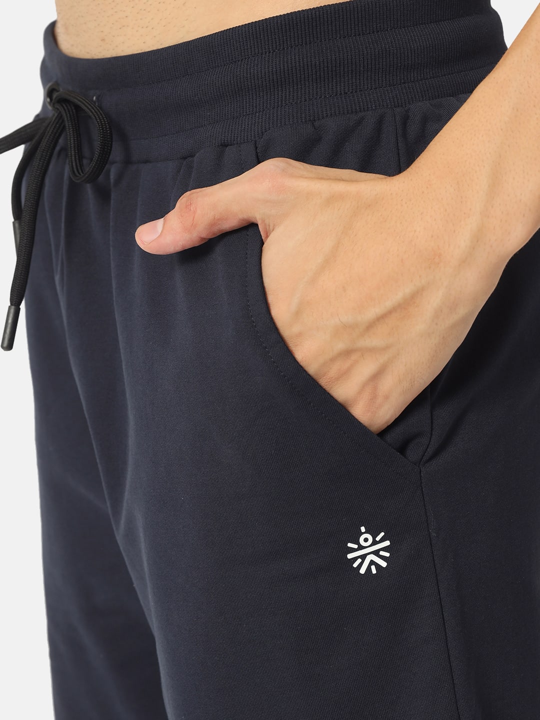 Graphic Print Shorts with Side Pockets