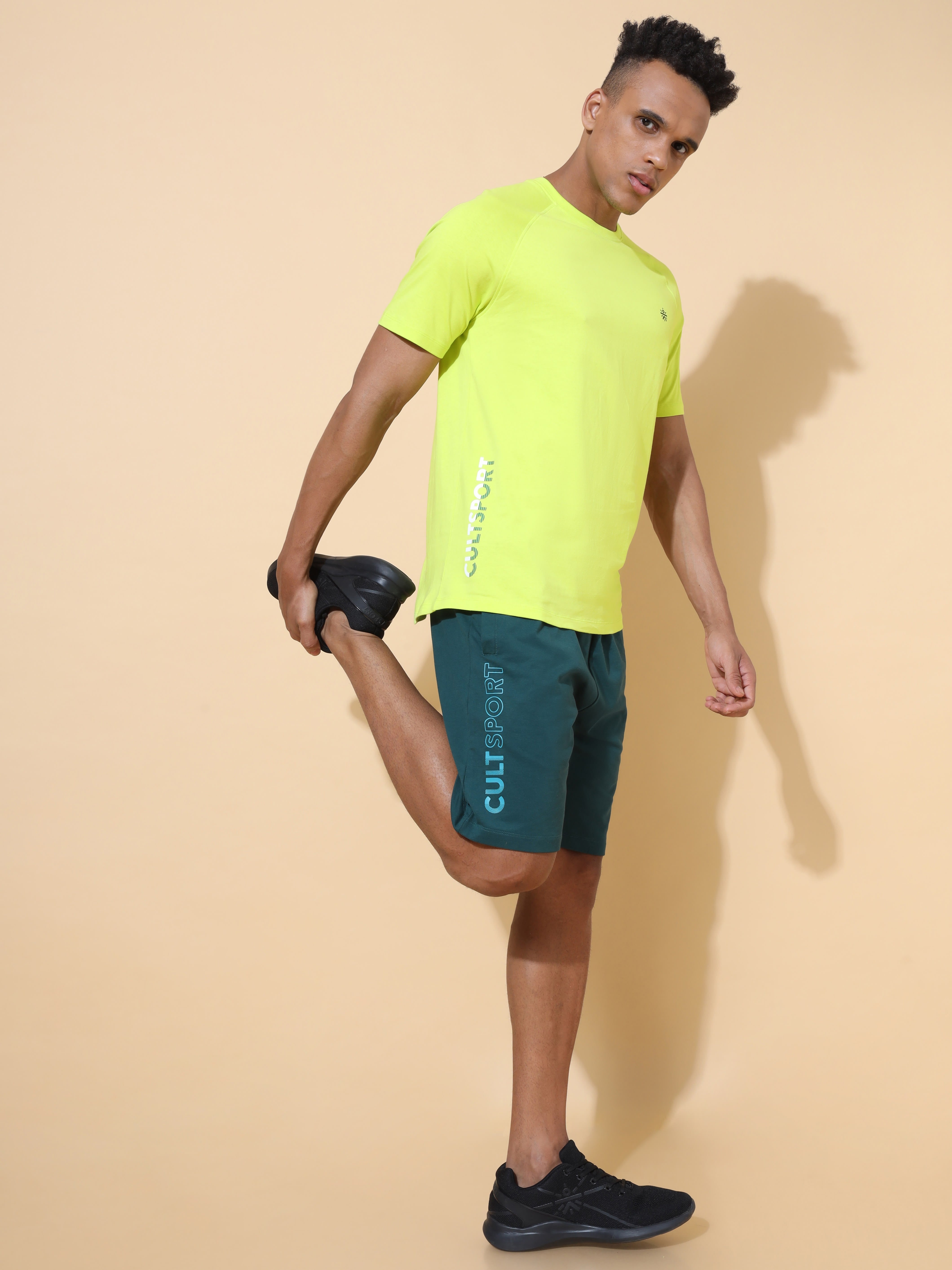 Raglan Sleeve Neon T-shirt