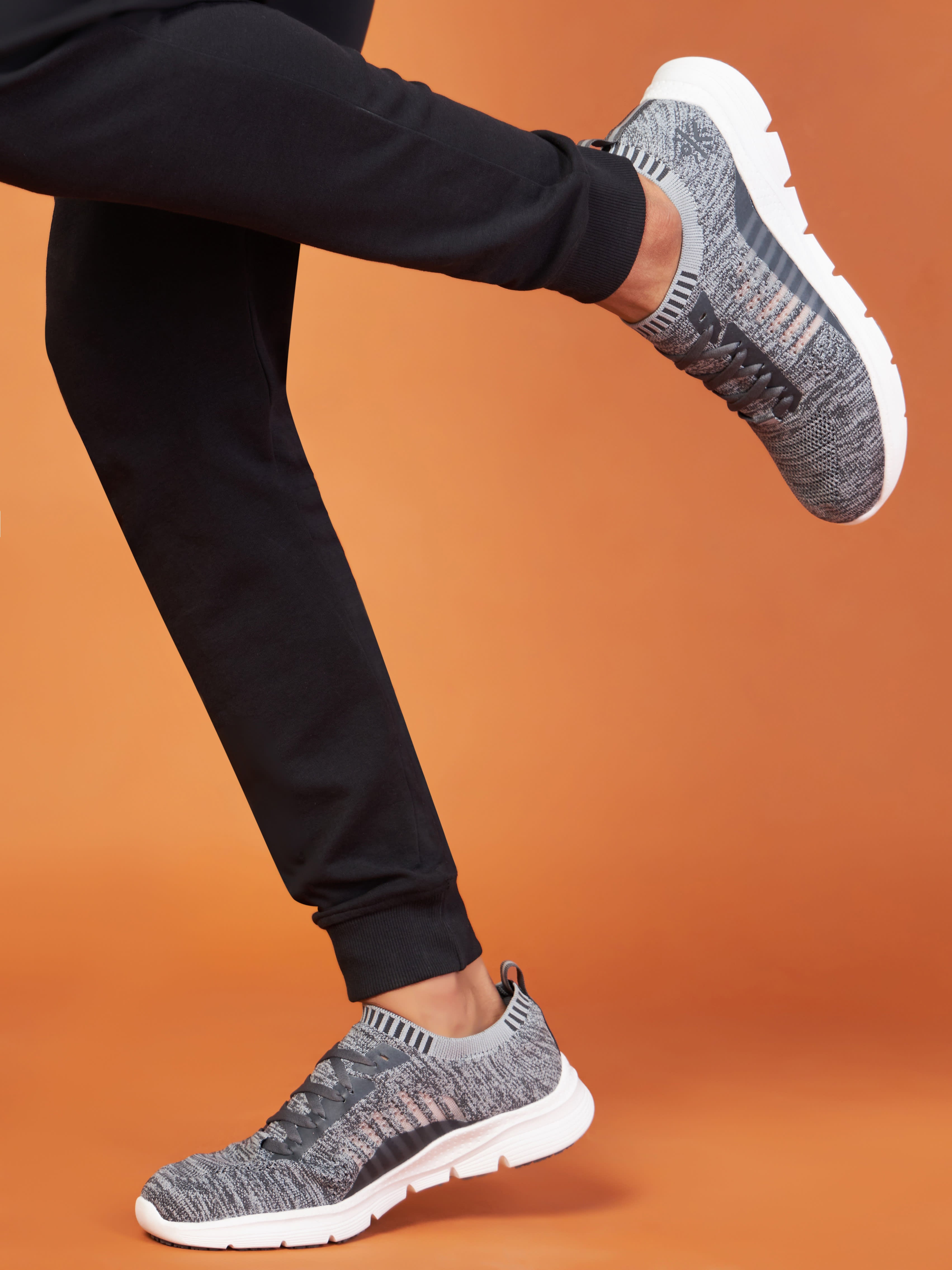 cult Versa Vita Men Running Shoes - Grey