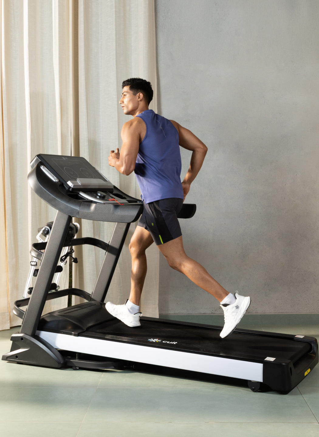 Smartrun Davie 7 HP Peak Treadmill | 15-level Auto-Incline & Massager | Max Weight-150kg | Max Speed-20kmph (with 6 Months Extended Warranty)