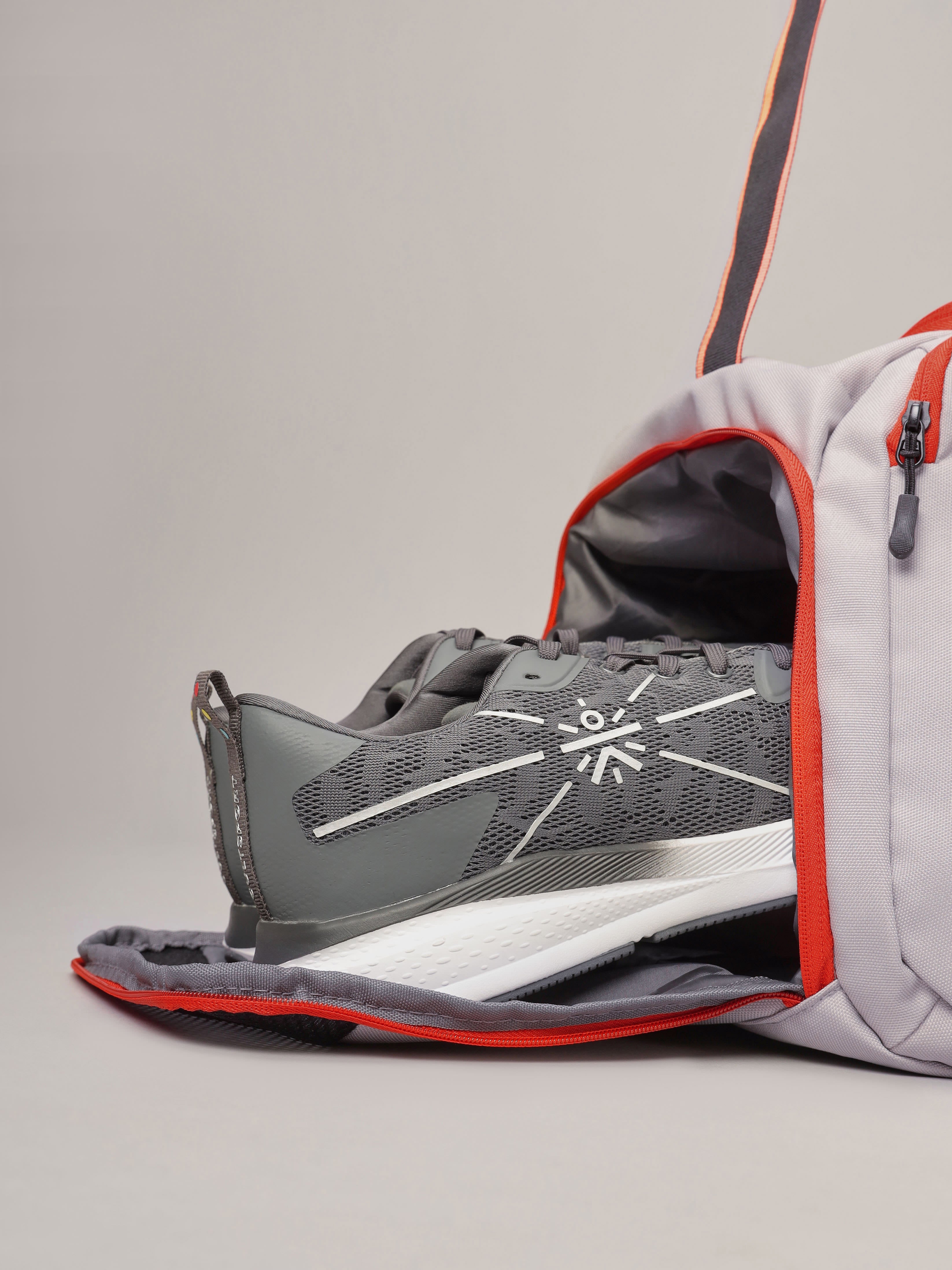 Duffle Bag with Shoe Compartment