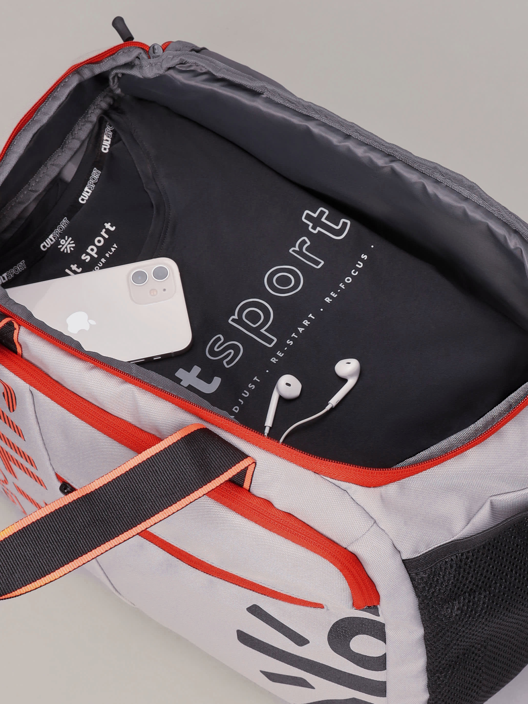 Duffle Bag with Shoe Compartment