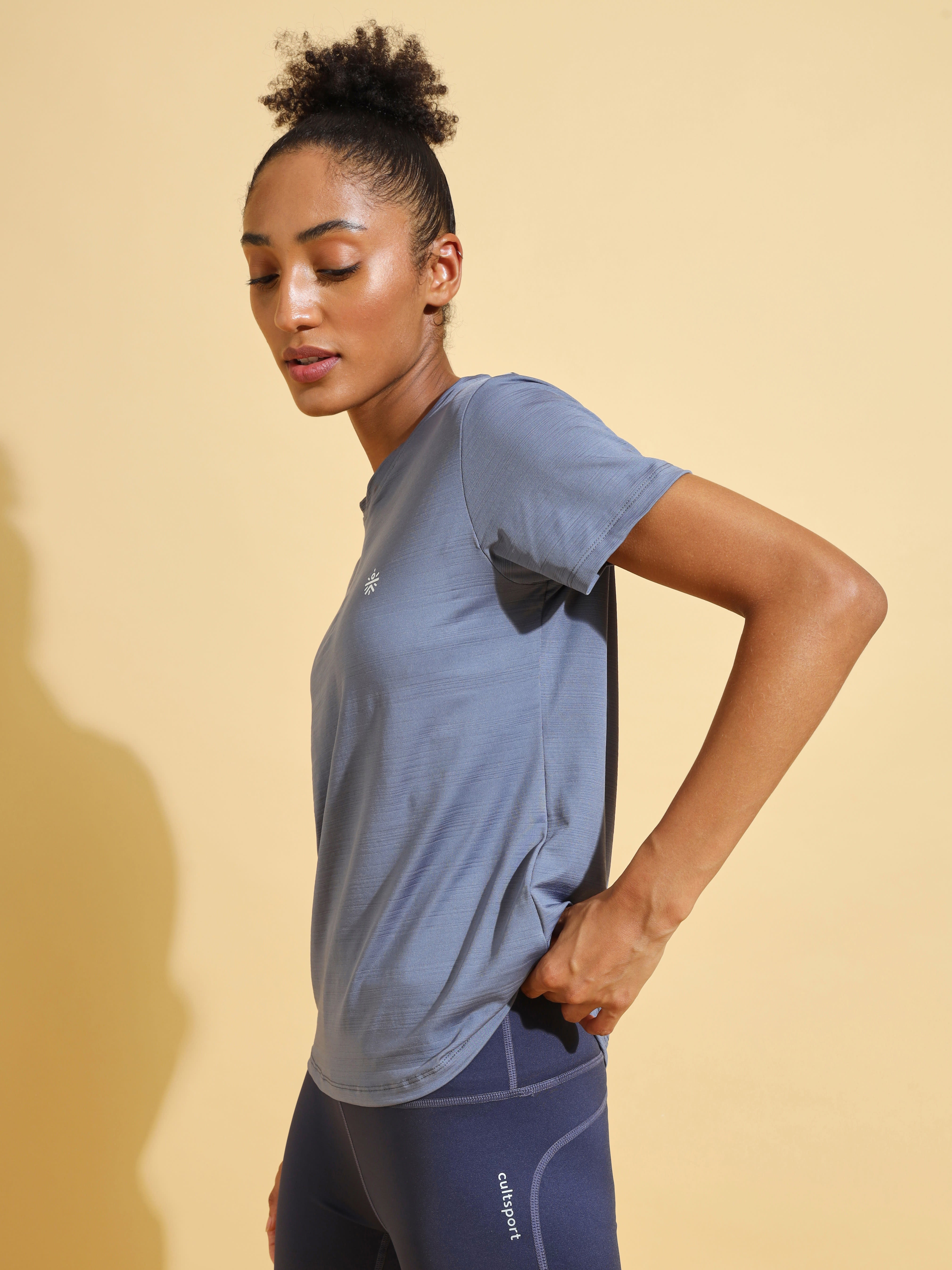 Solid Active T-shirt with Logo