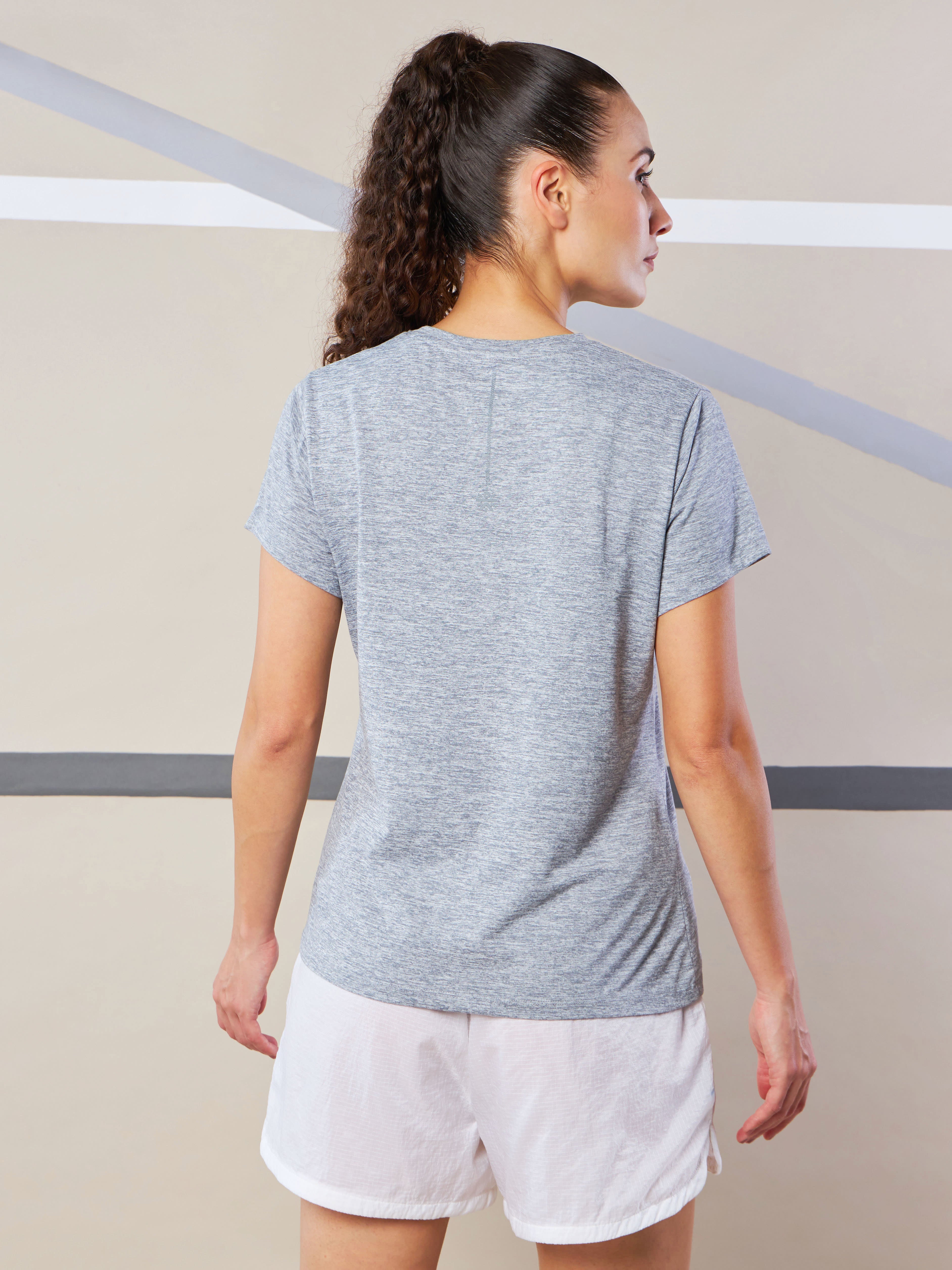 Women's Train All Day Grey Comfortech T-shirt