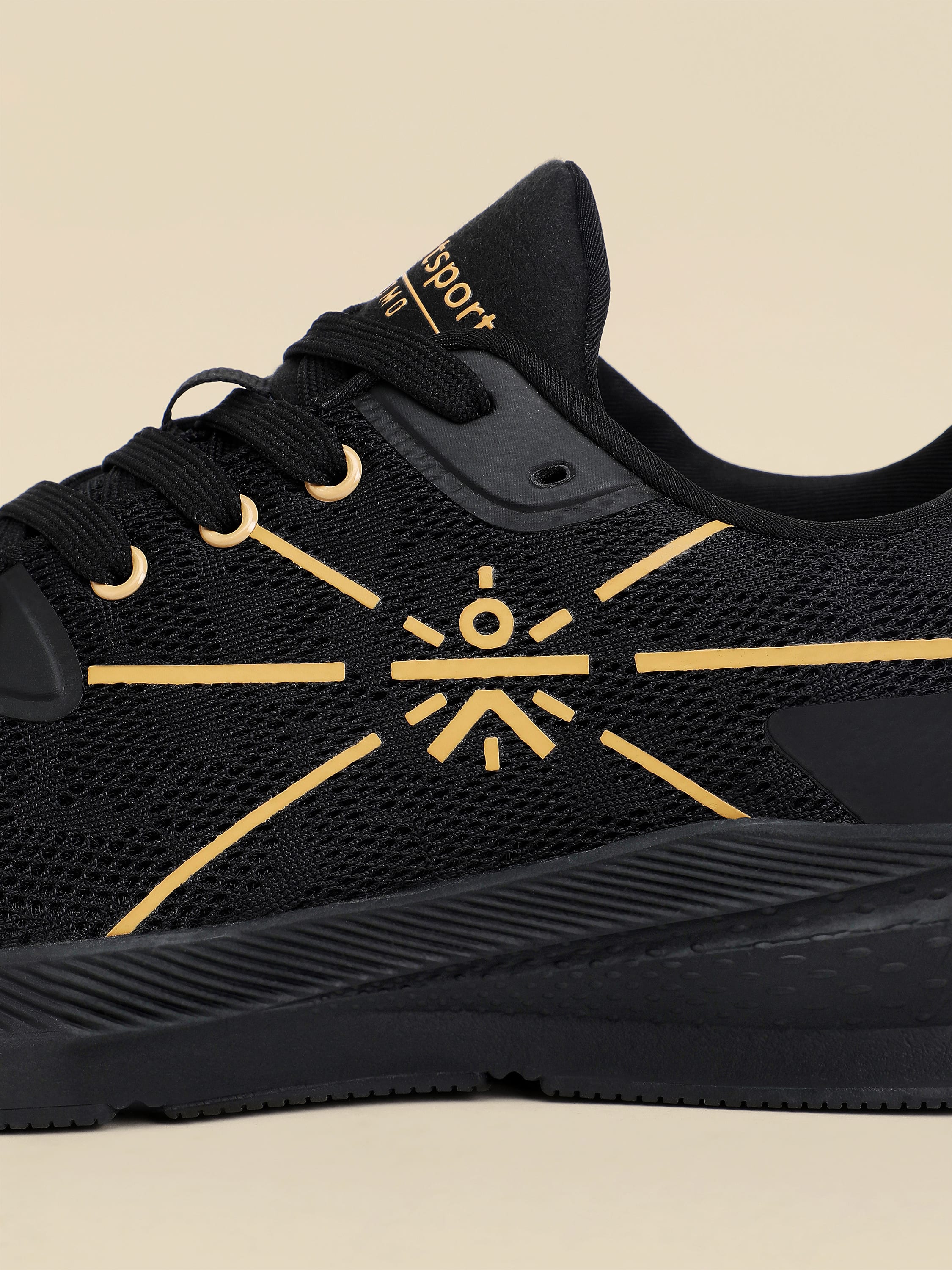 cult Flomo Men Running Shoes - Black/Gold