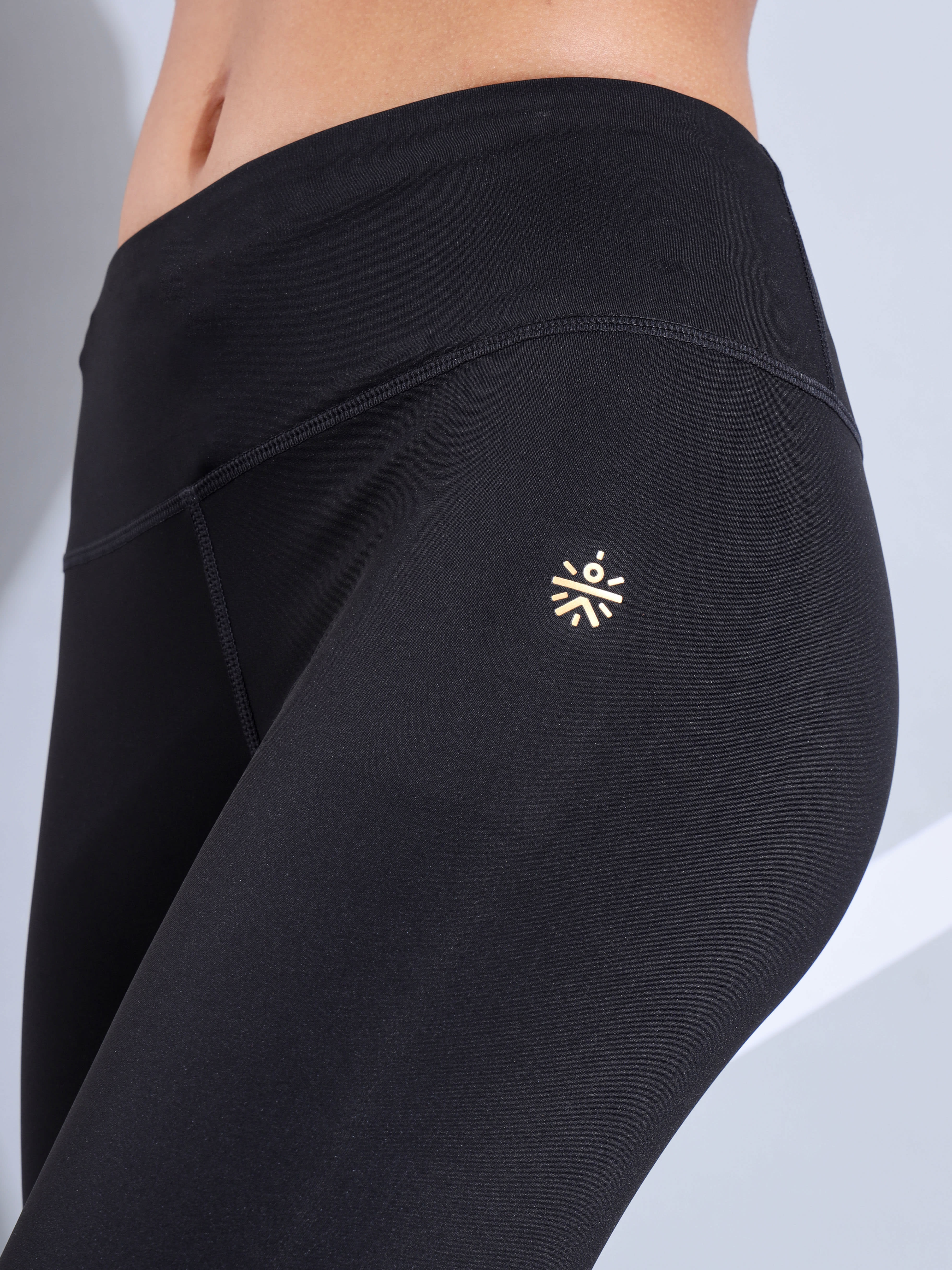 Black Absolute Fit Tights with Dual Contrast Panels and Back Pocket