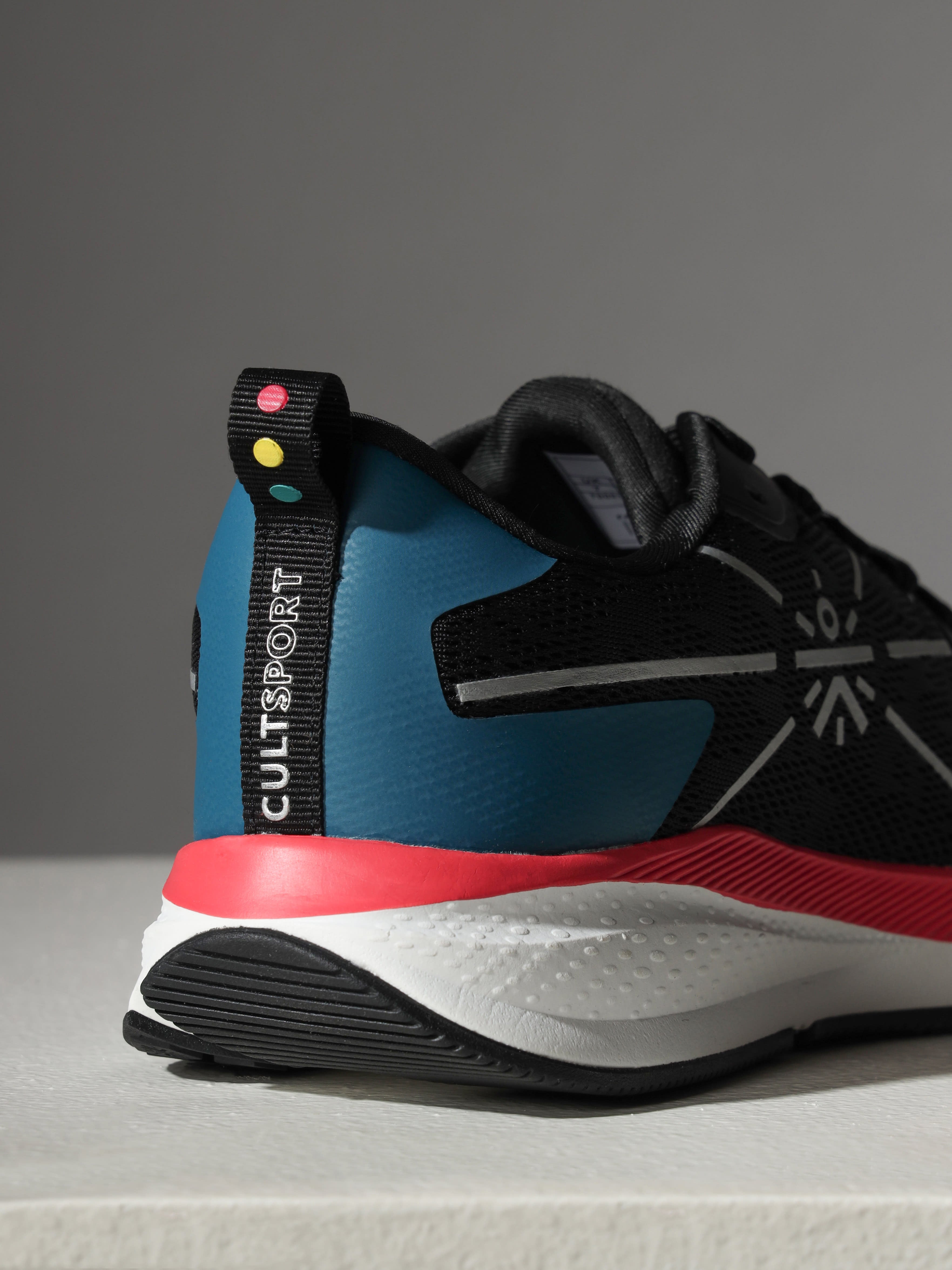 cult Flomo Men Running Shoes - Black/Blue